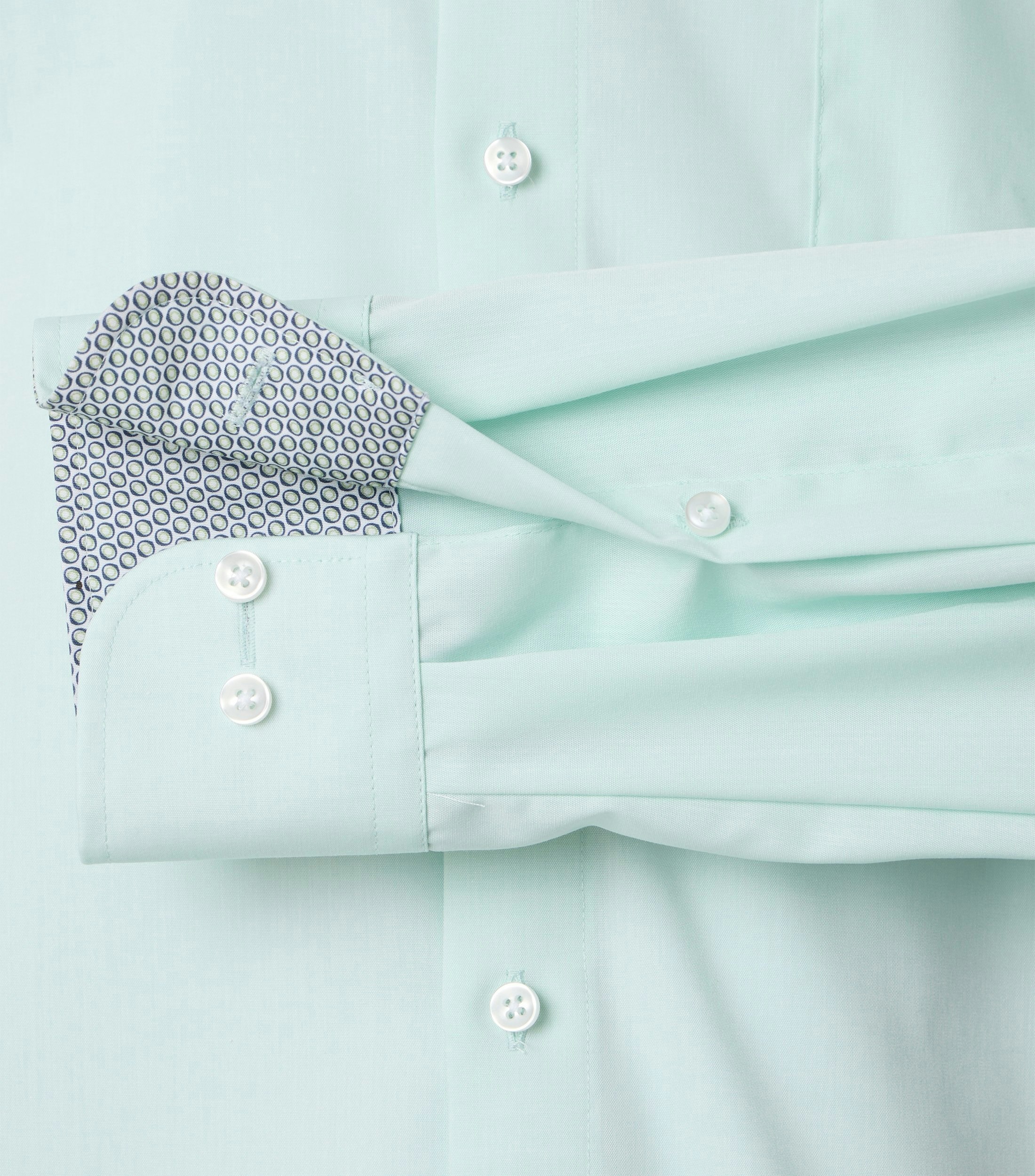 Ein Businesshemd im uni Muster in der Farbe Mint