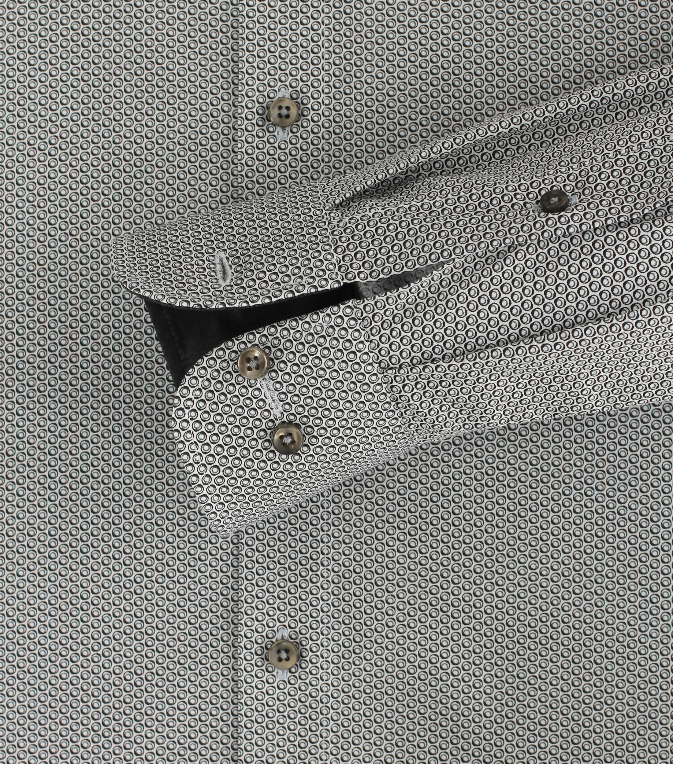 Ein Businesshemd im Print Muster in der Farbe Schwarz