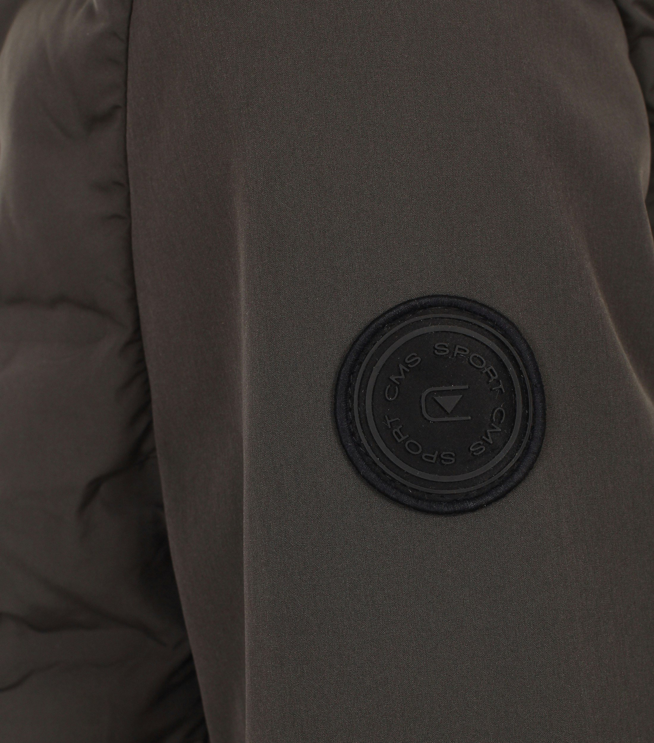 Ein Jacke im uni Muster in der Farbe Olive