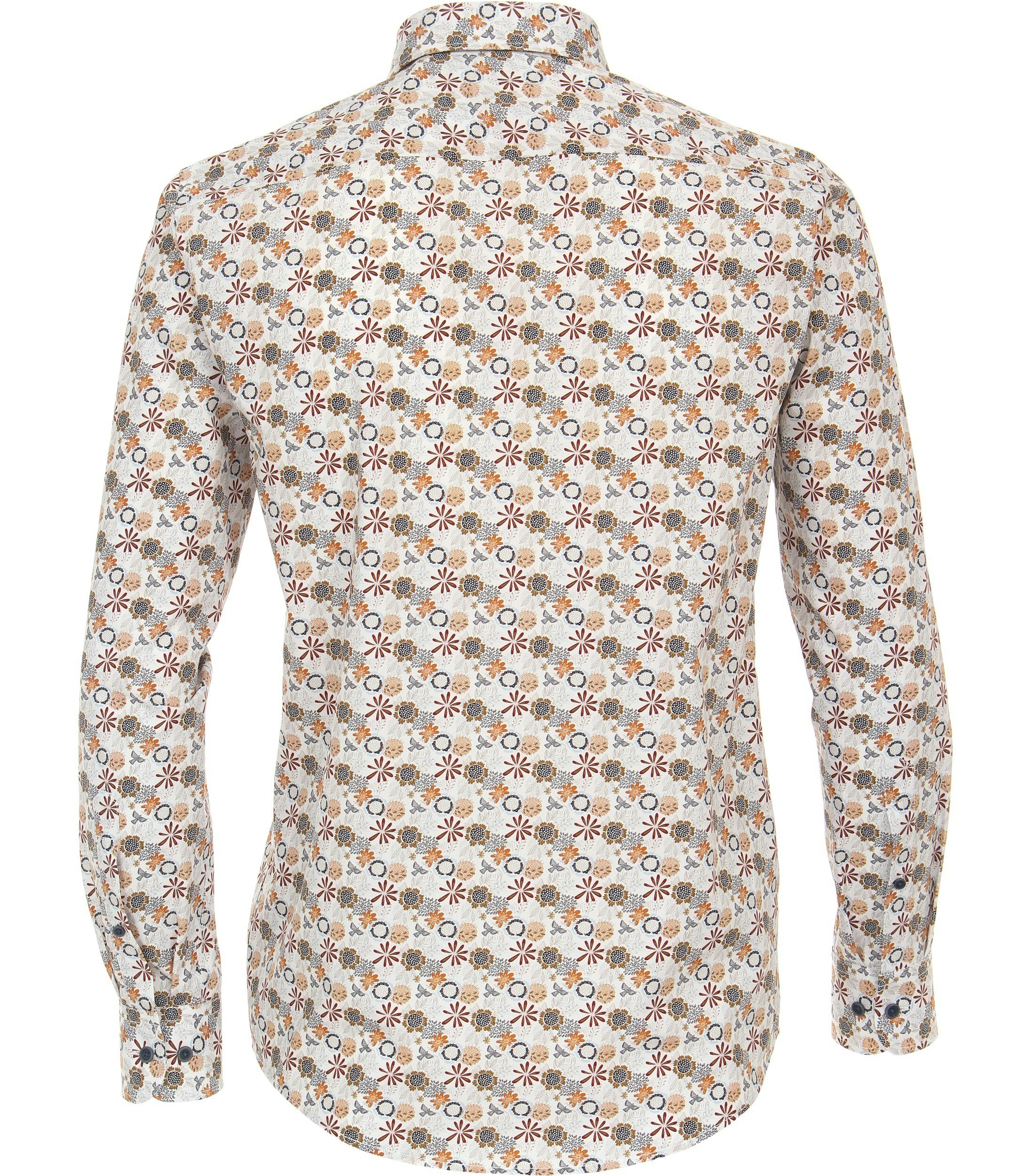 Ein Freizeithemd im Print Muster in der Farbe Orange