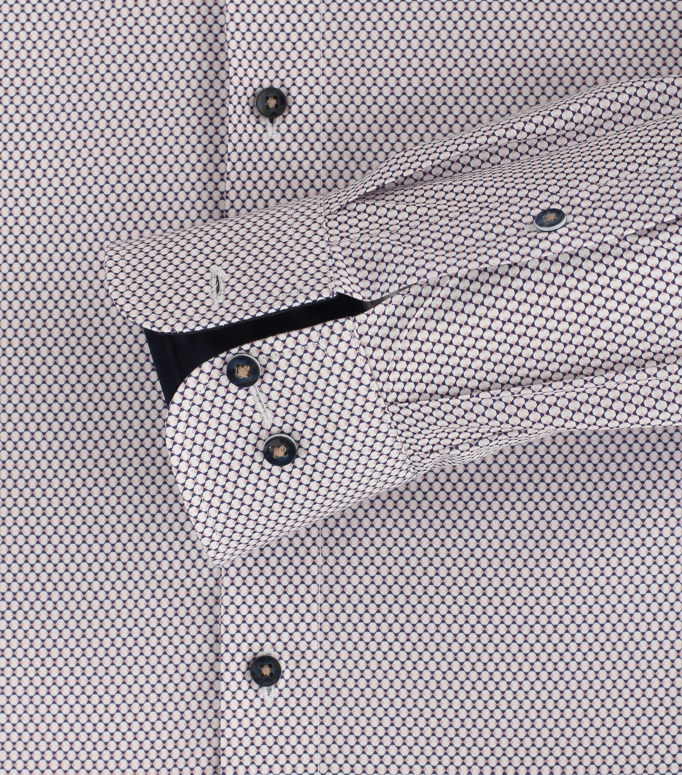 Ein Businesshemd im Print Muster in der Farbe Dunkelblau