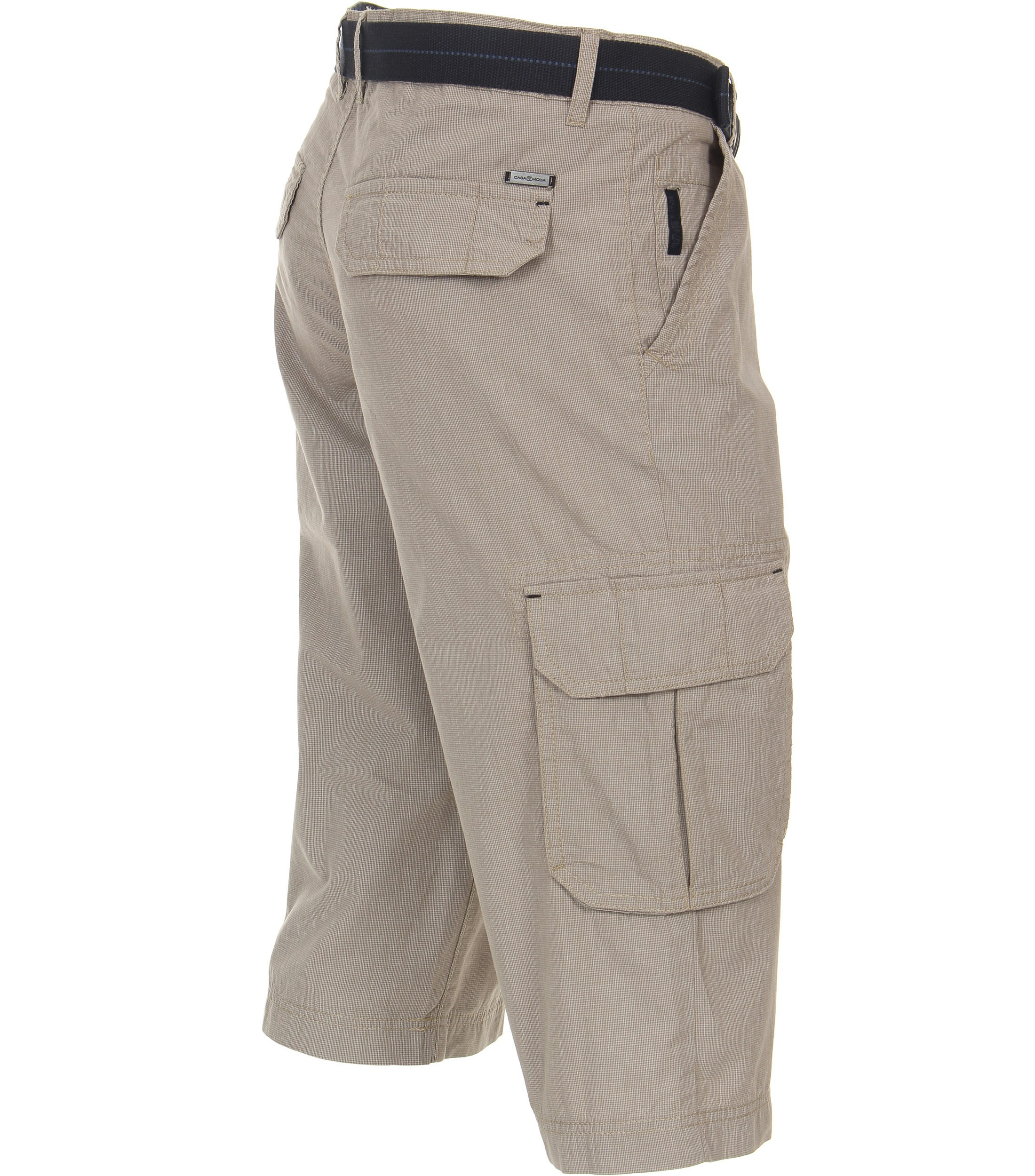 Ein Shorts im uni Muster in der Farbe Beige