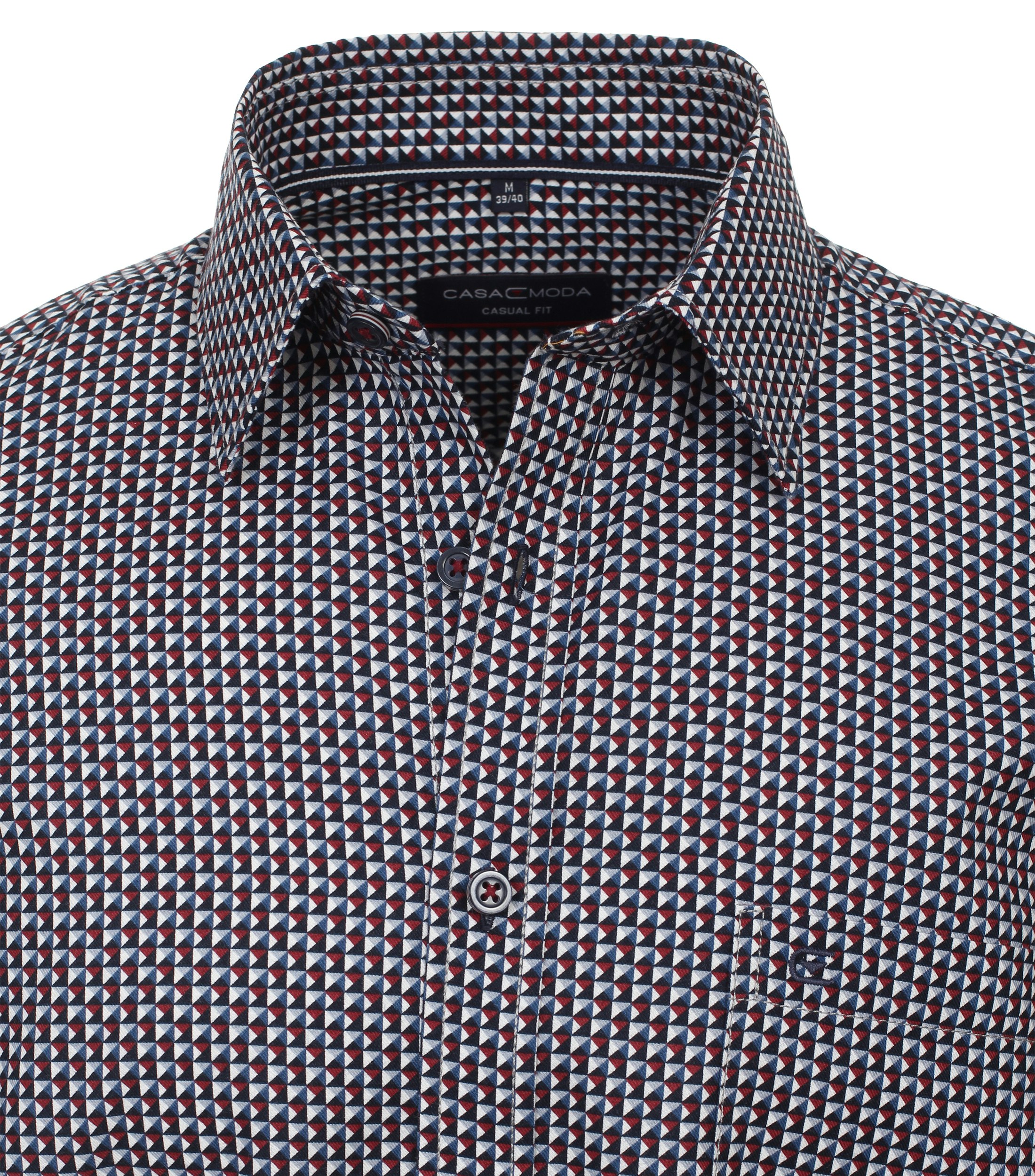 Ein Freizeithemd im Print Muster in der Farbe Rot