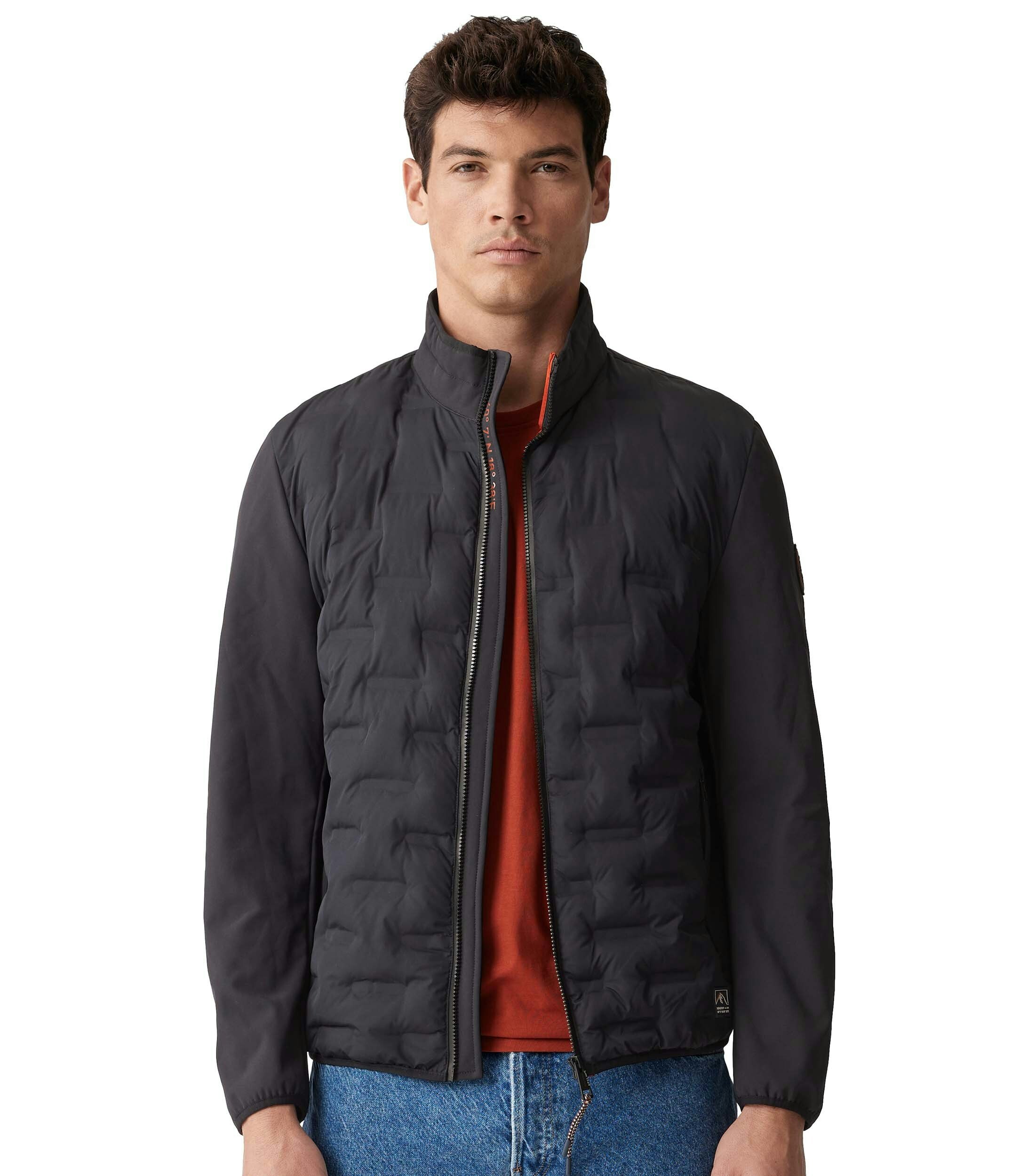 Ein Jacke im uni Muster in der Farbe Dunkelblau