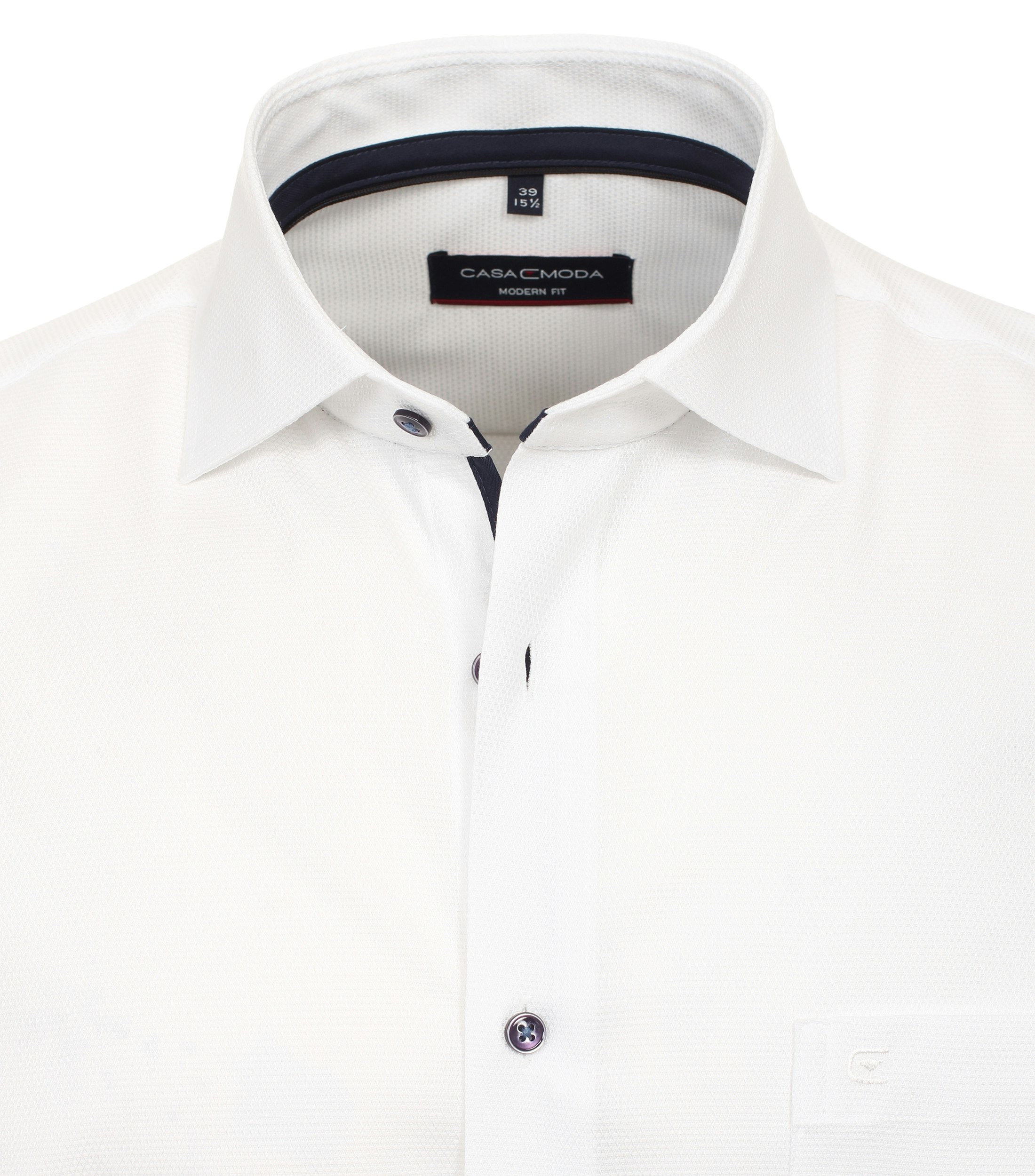 Ein Businesshemd im uni Muster in der Farbe Weiß