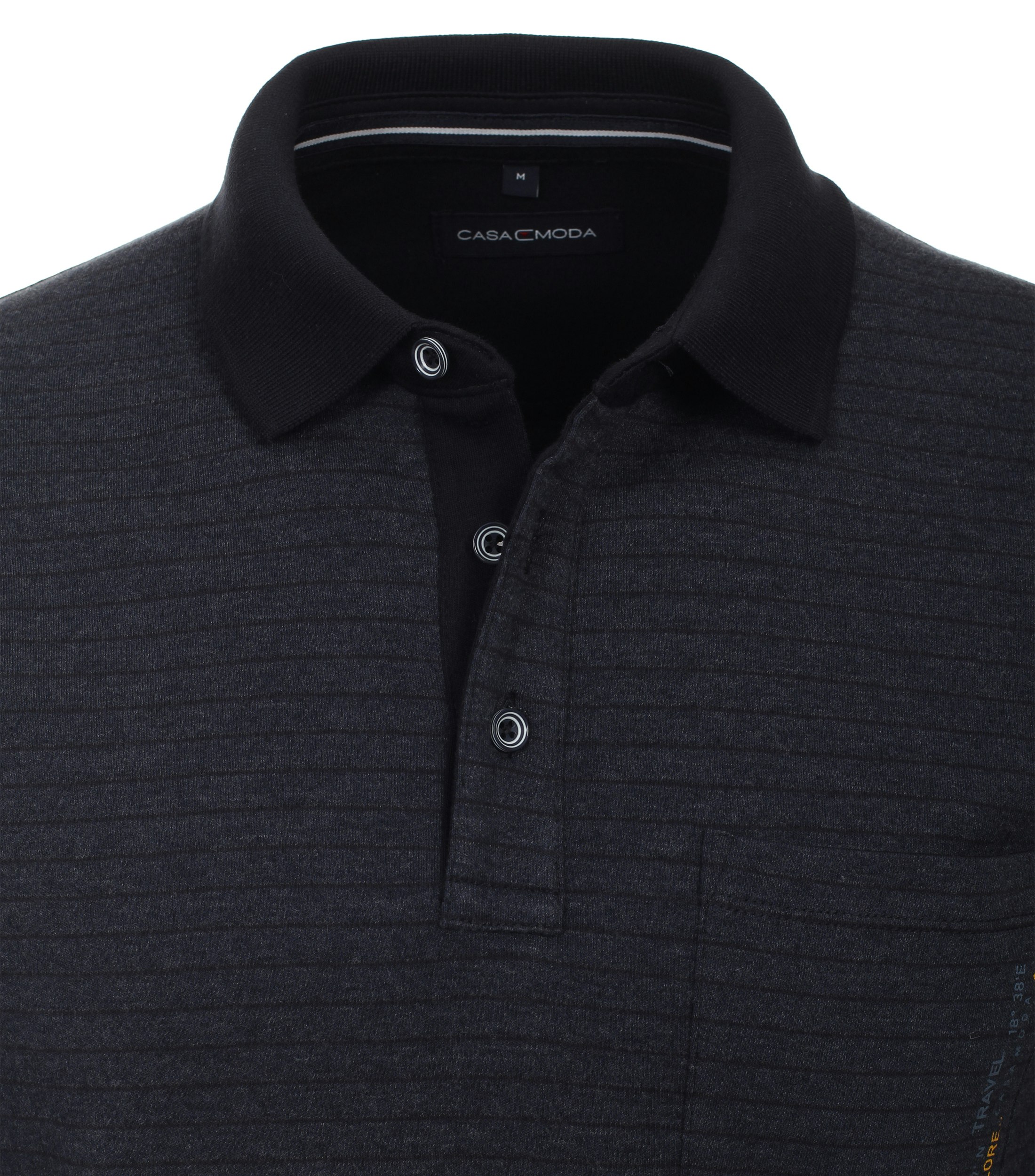 Ein Polo-Shirt im gestreift Muster in der Farbe Dunkelblau