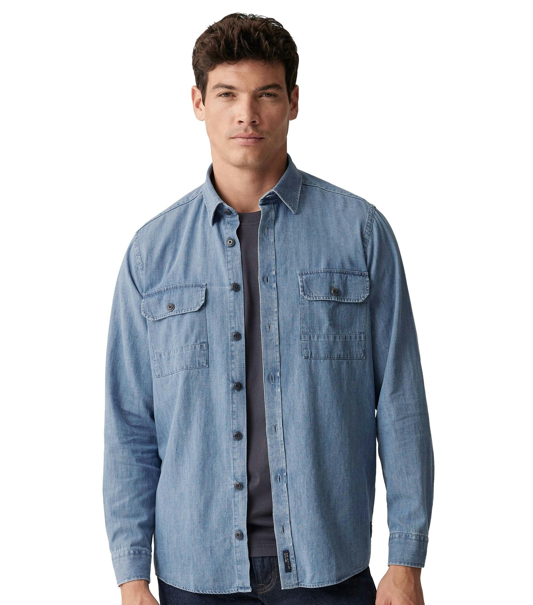 Ein Freizeithemd im uni Muster in der Farbe Mittelblau