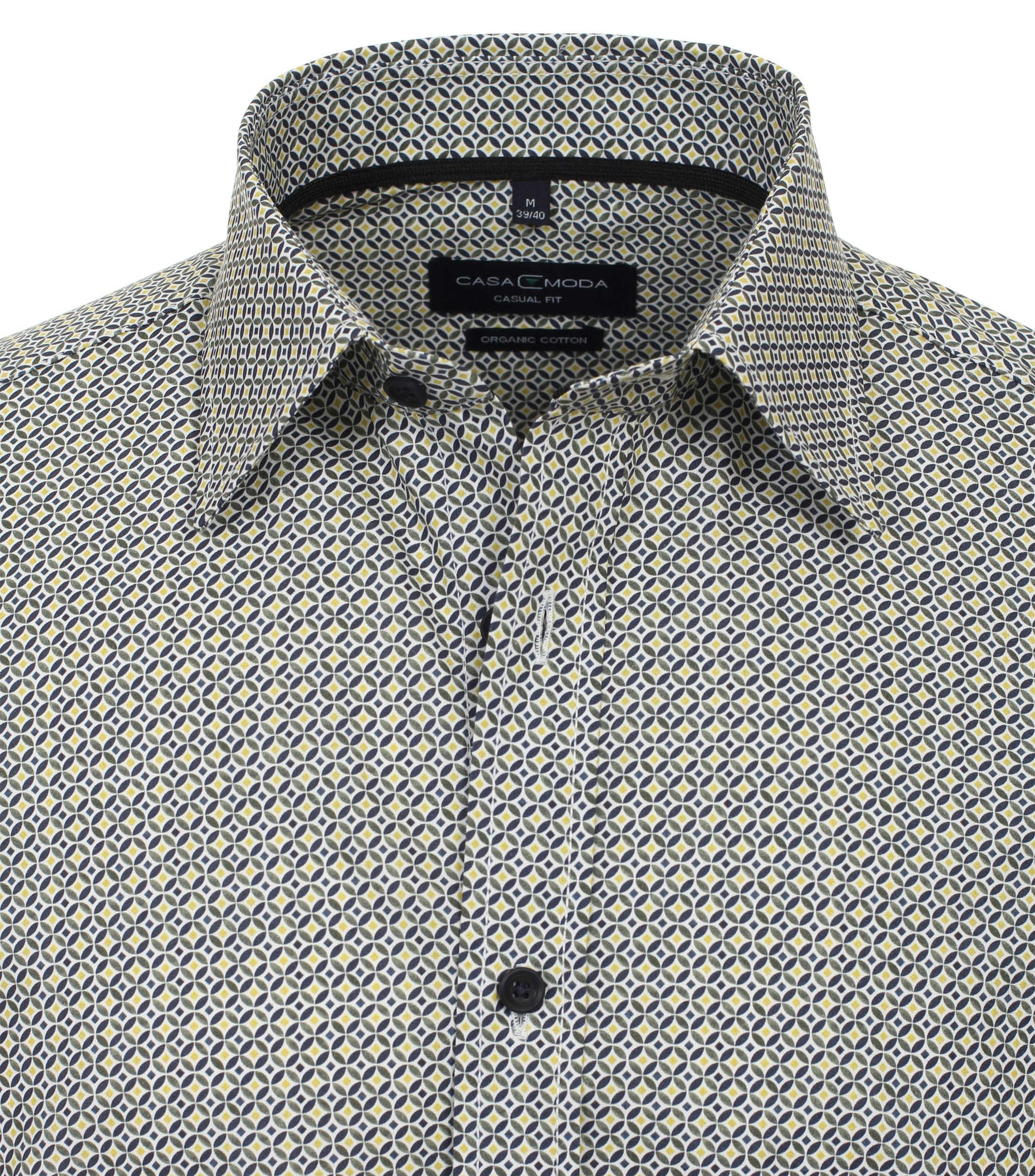 Ein Freizeithemd im Print Muster in der Farbe Olive