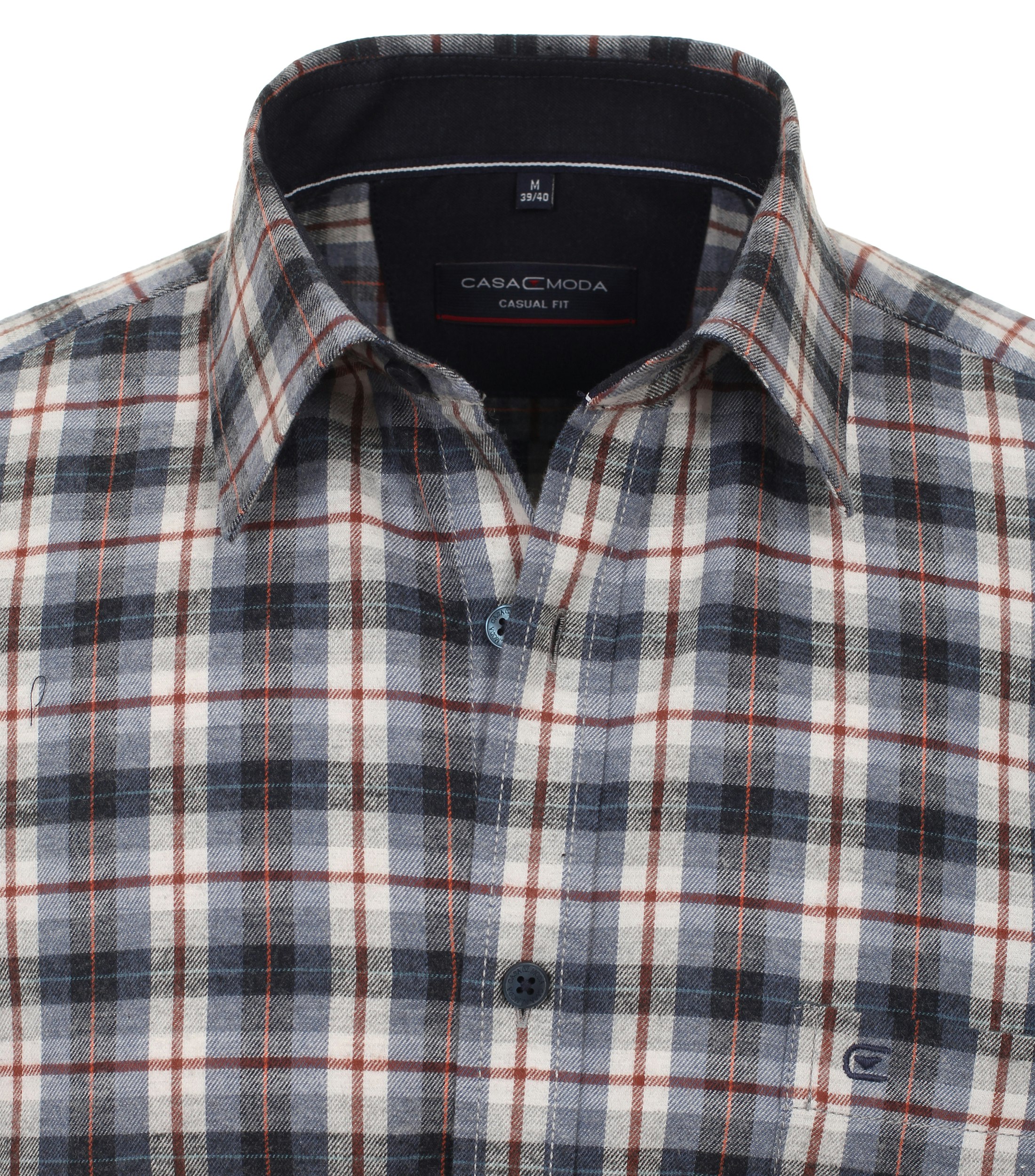 Ein Freizeithemd im kariert Muster in der Farbe Dunkelblau