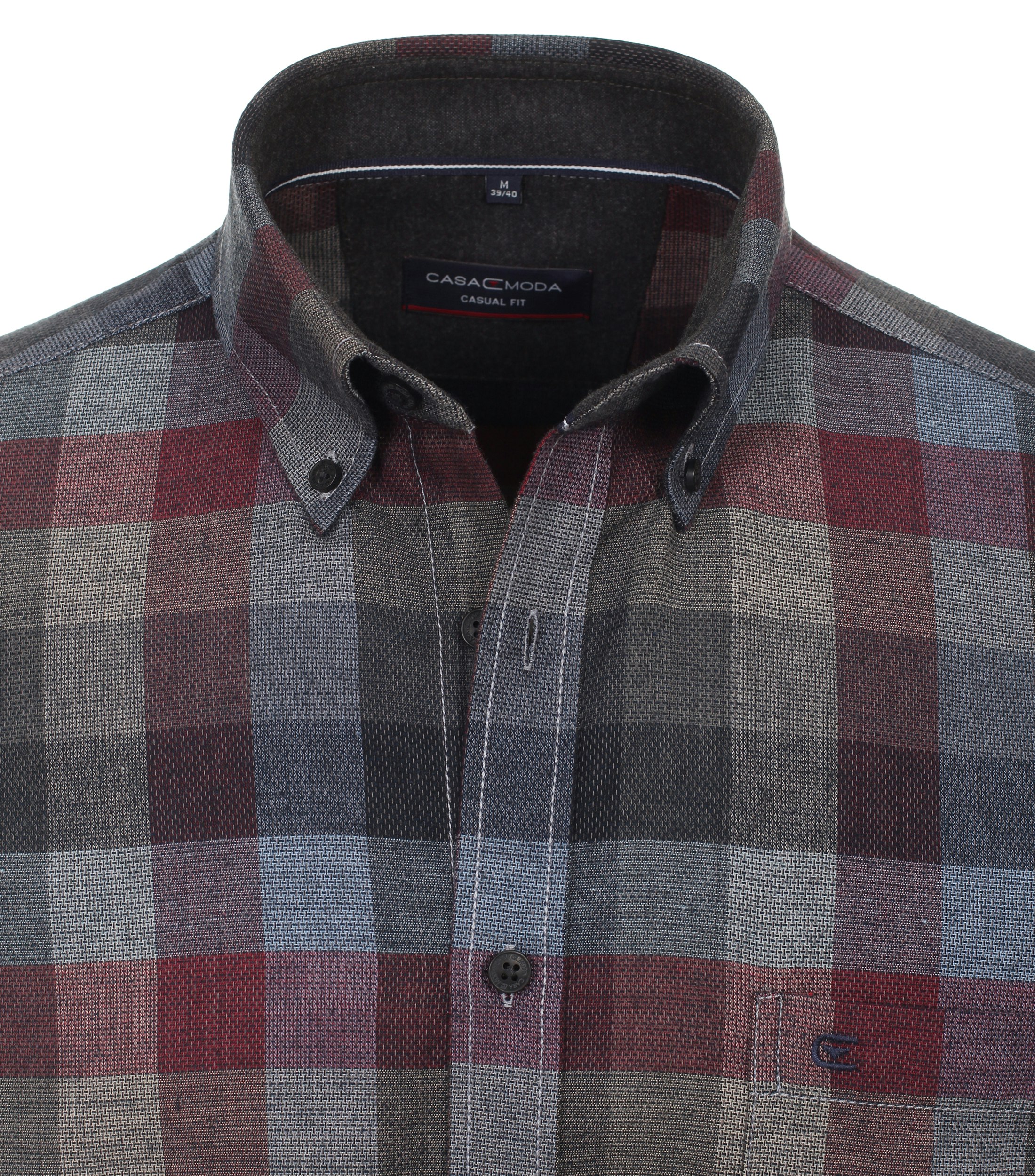 Ein Freizeithemd im kariert Muster in der Farbe Dunkelrot