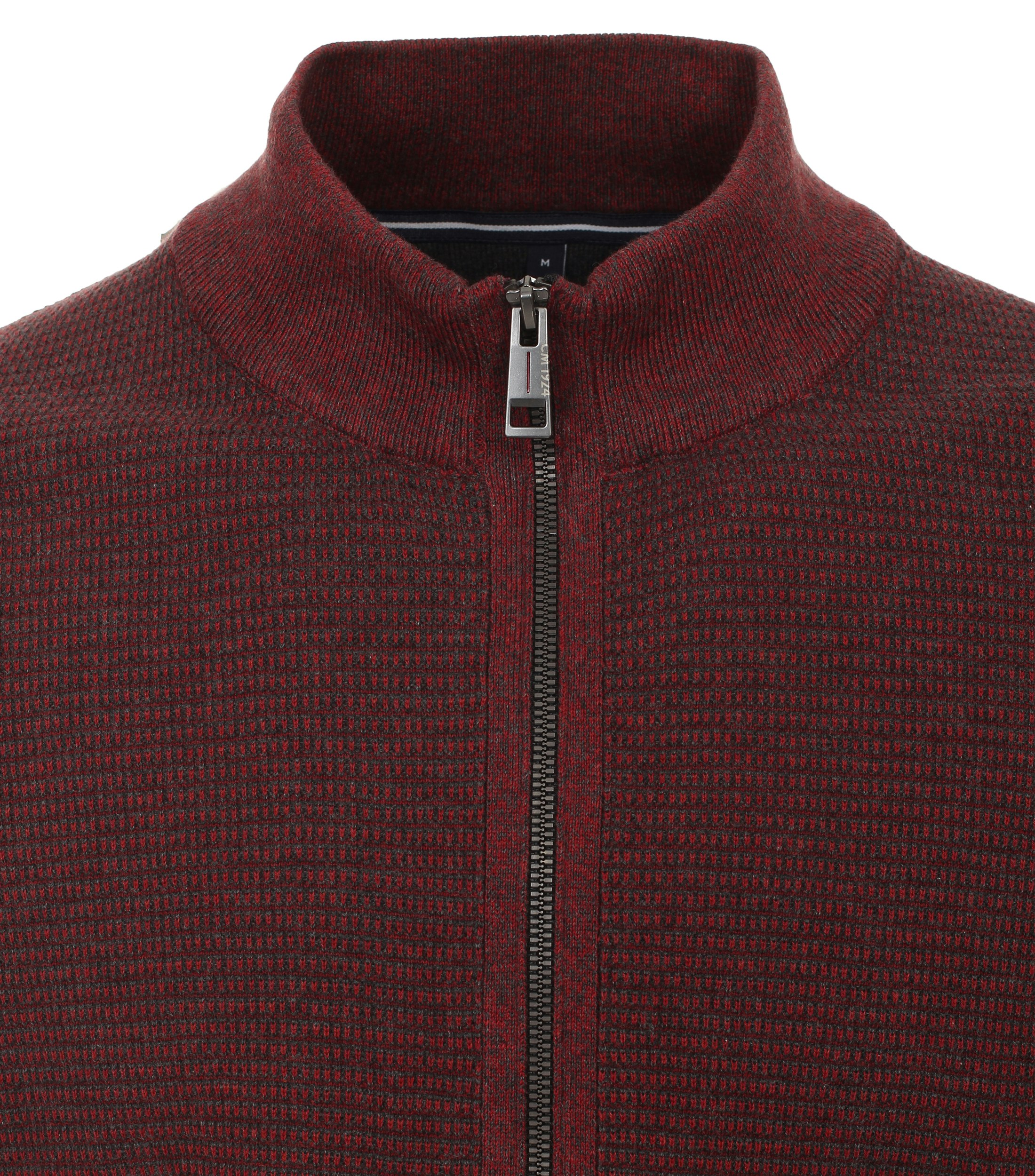 Ein Strickjacke im uni Muster in der Farbe Dunkelrot