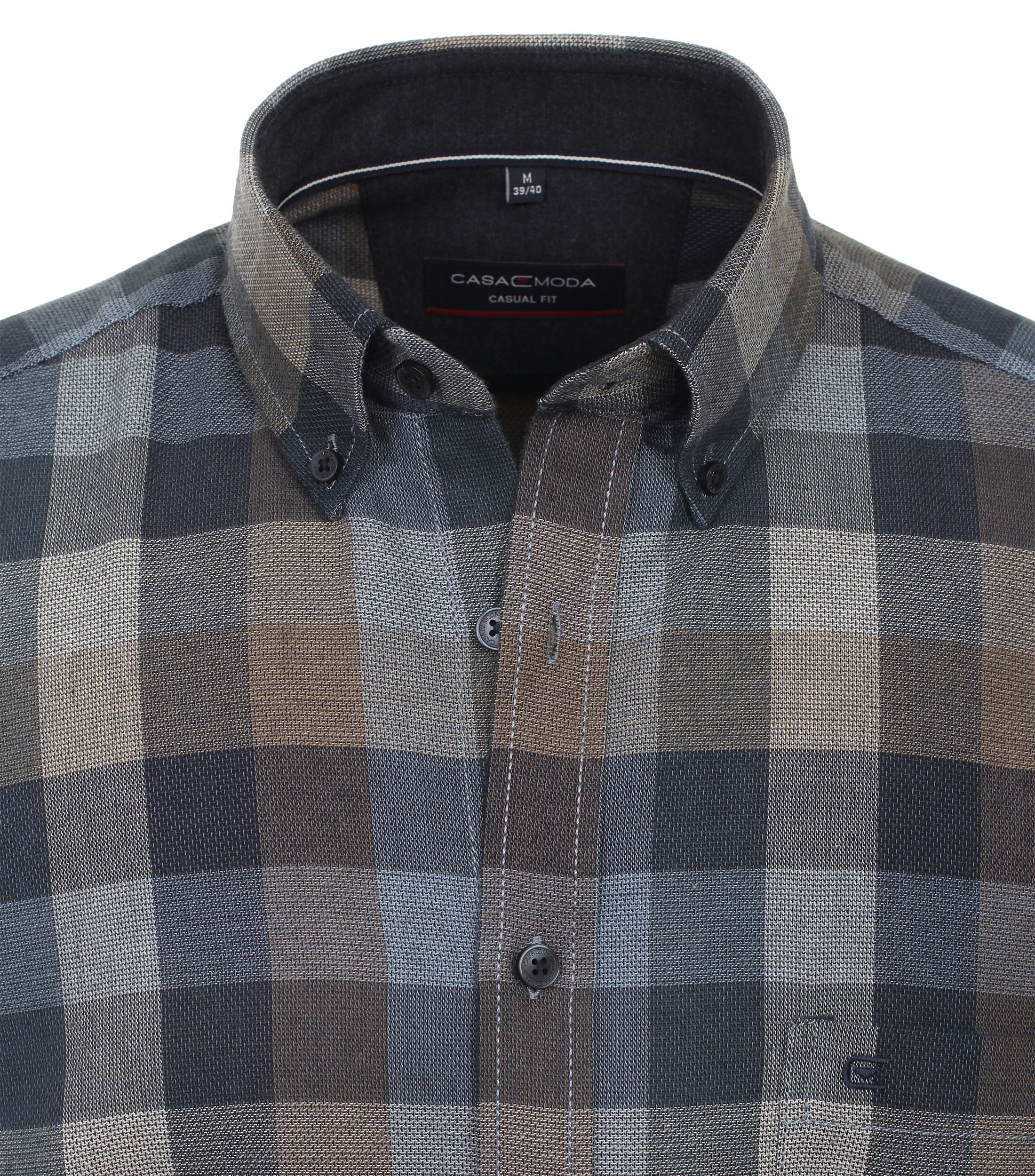 Ein Freizeithemd im kariert Muster in der Farbe Dunkelblau