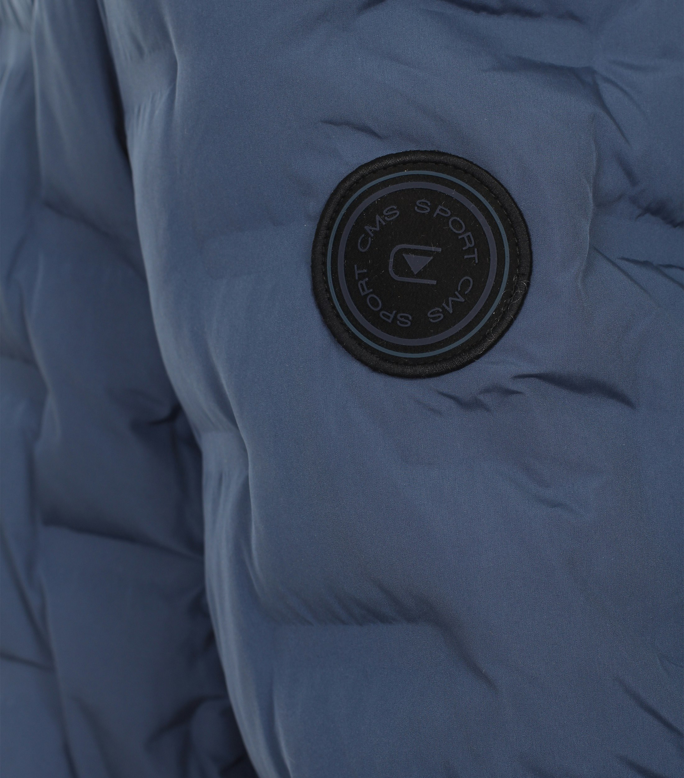 Steppjacke im unifarbenen Design in der Farbe Mittelblau