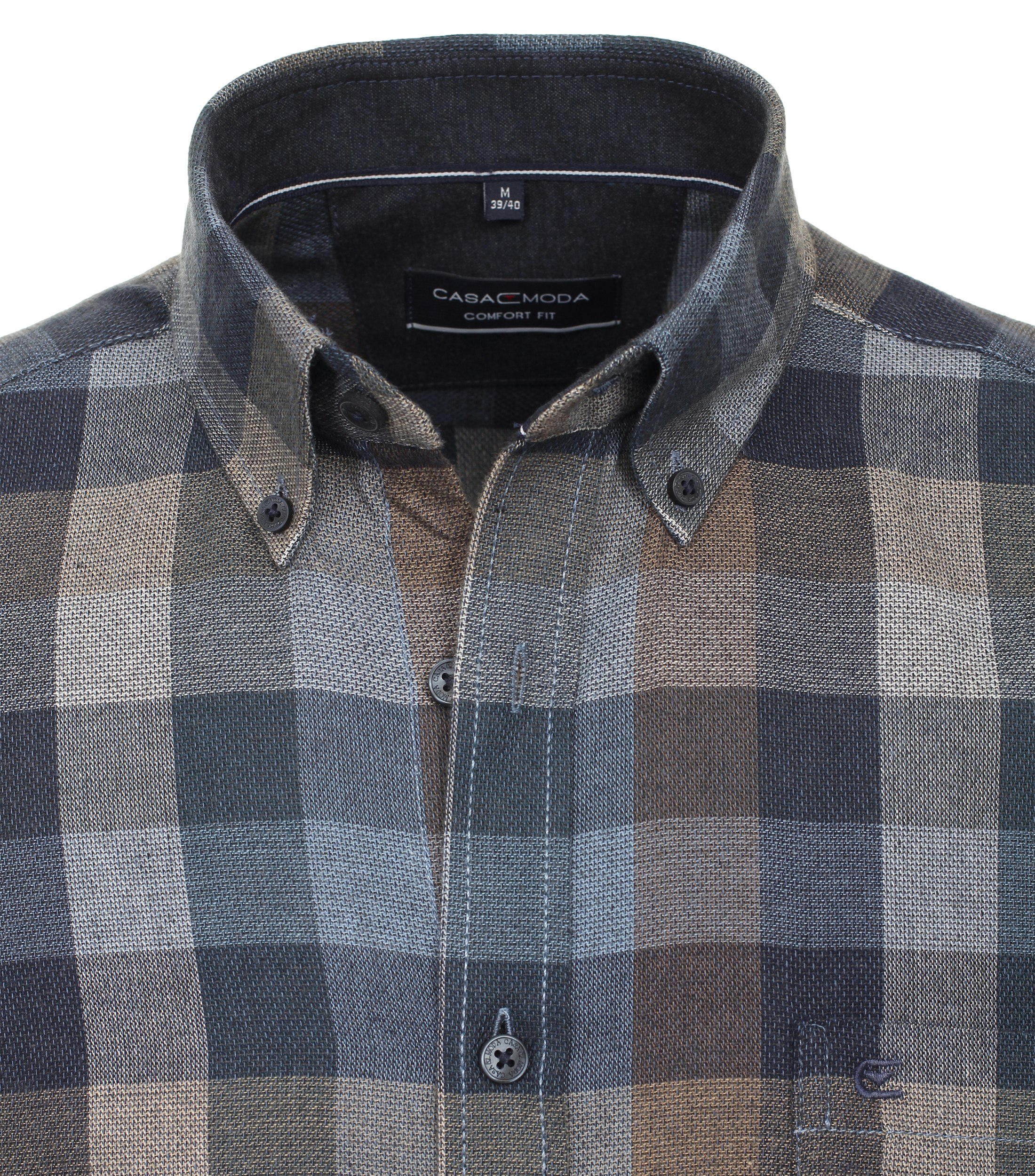 Ein Freizeithemd im kariert Muster in der Farbe Dunkelblau