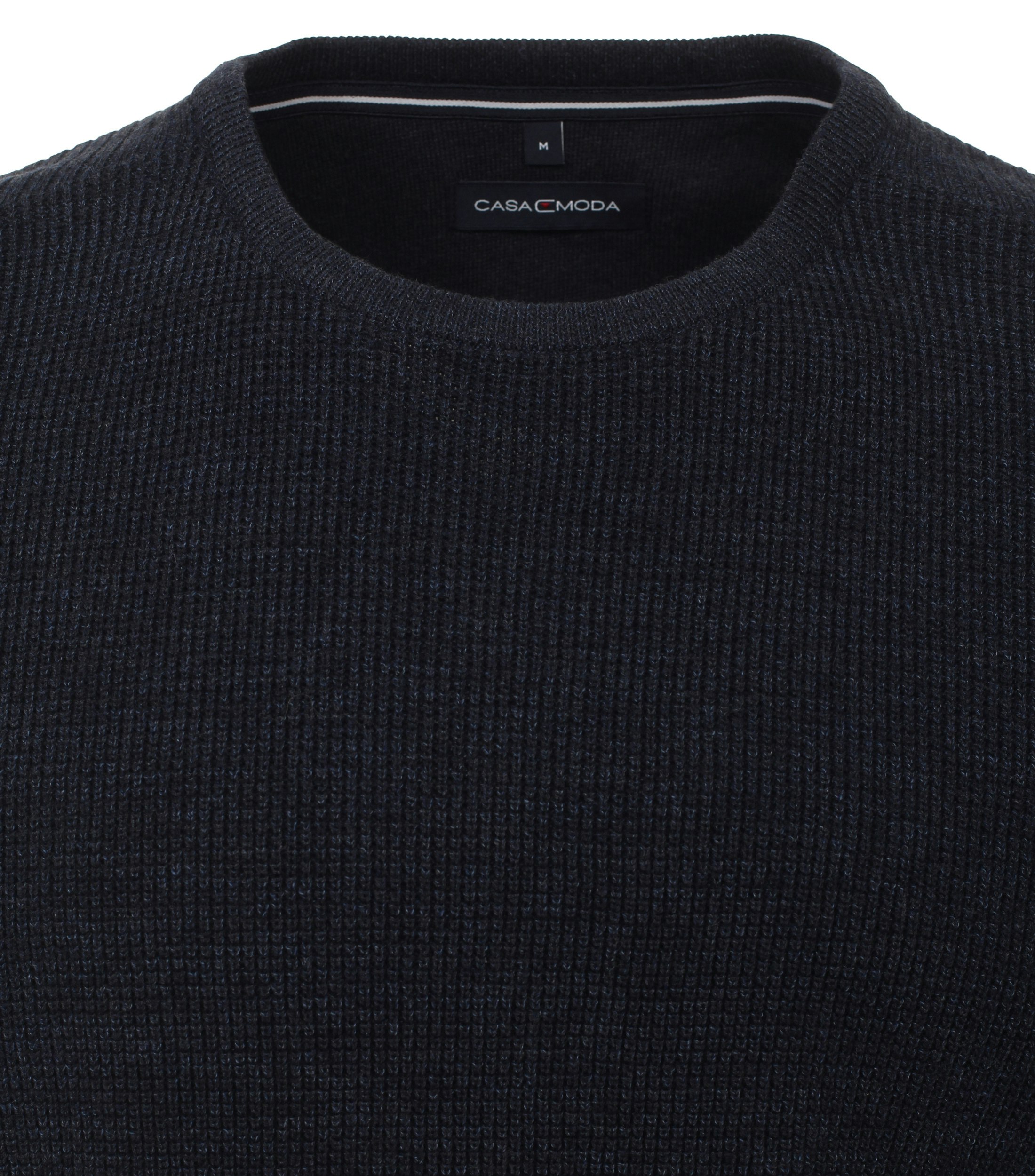 Ein Pullover im uni Muster in der Farbe Dunkelblau