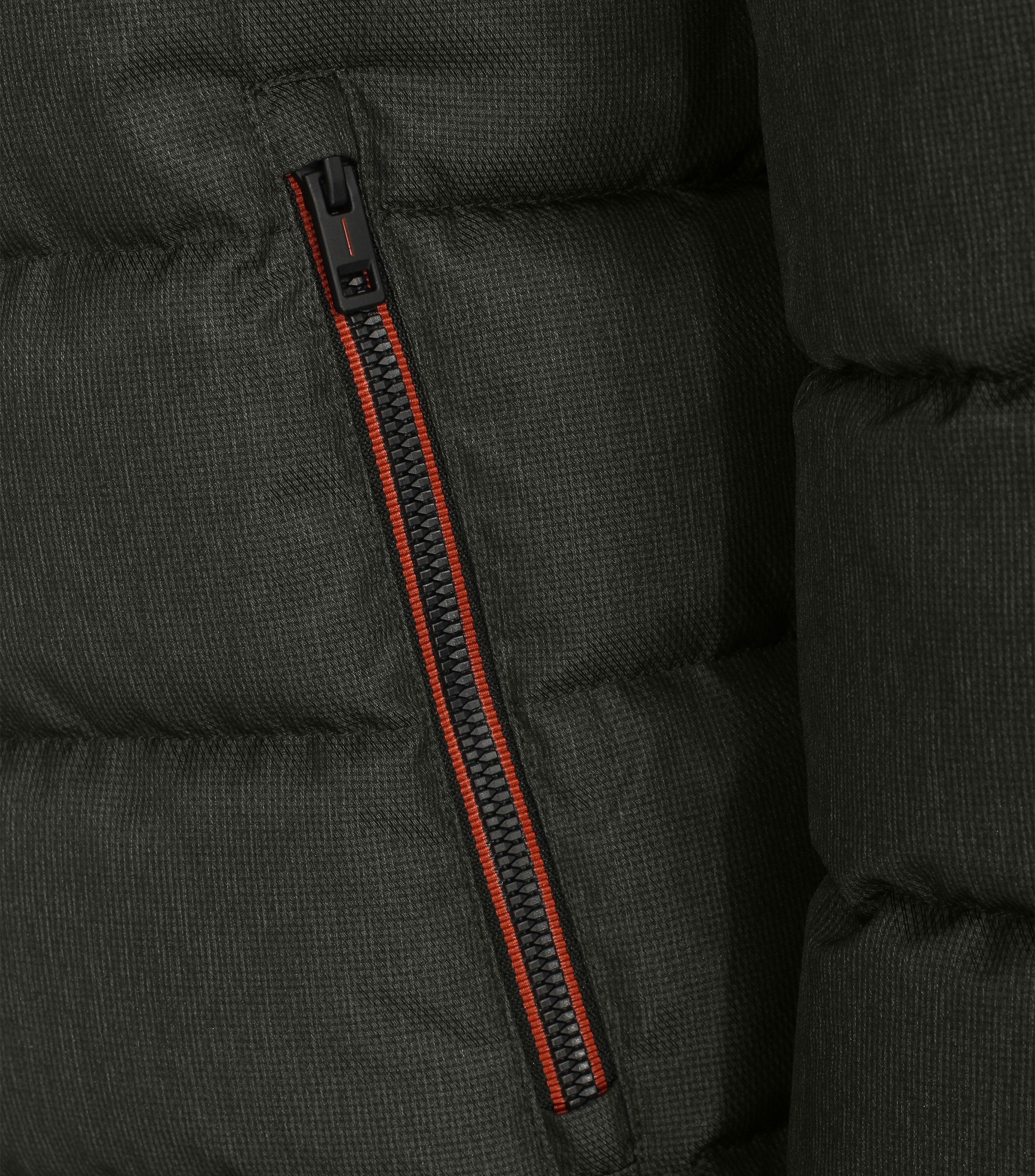 Ein Jacke im uni Muster in der Farbe Dunkelgrau