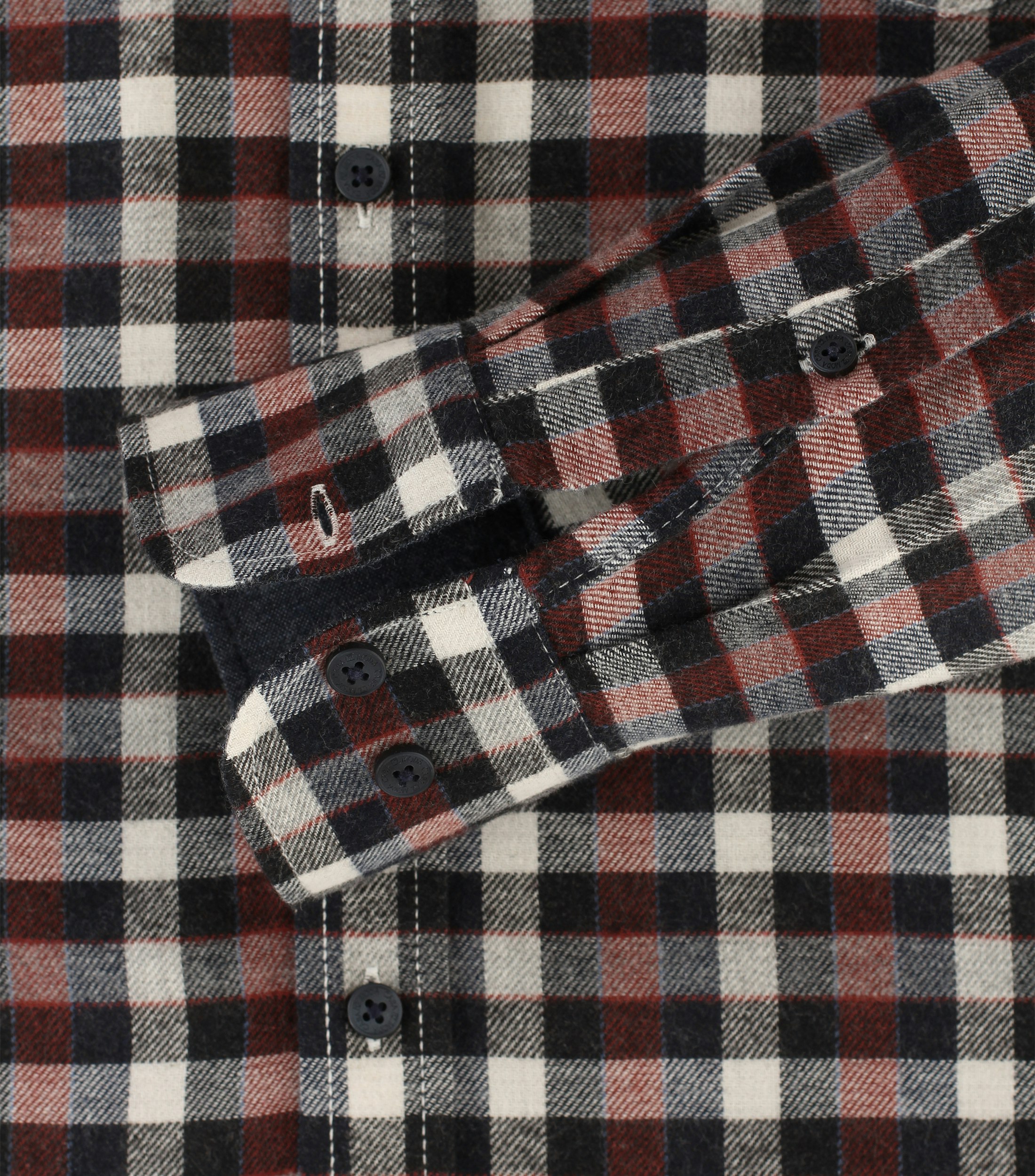 Ein Freizeithemd im kariert Muster in der Farbe Braun