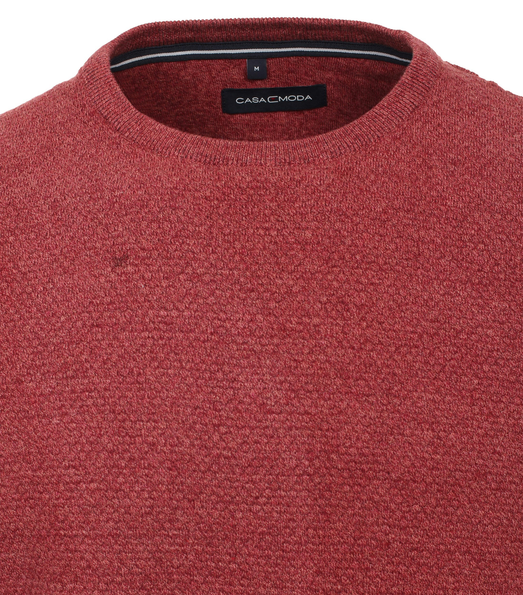 Ein Pullover im uni Muster in der Farbe Mittelrot