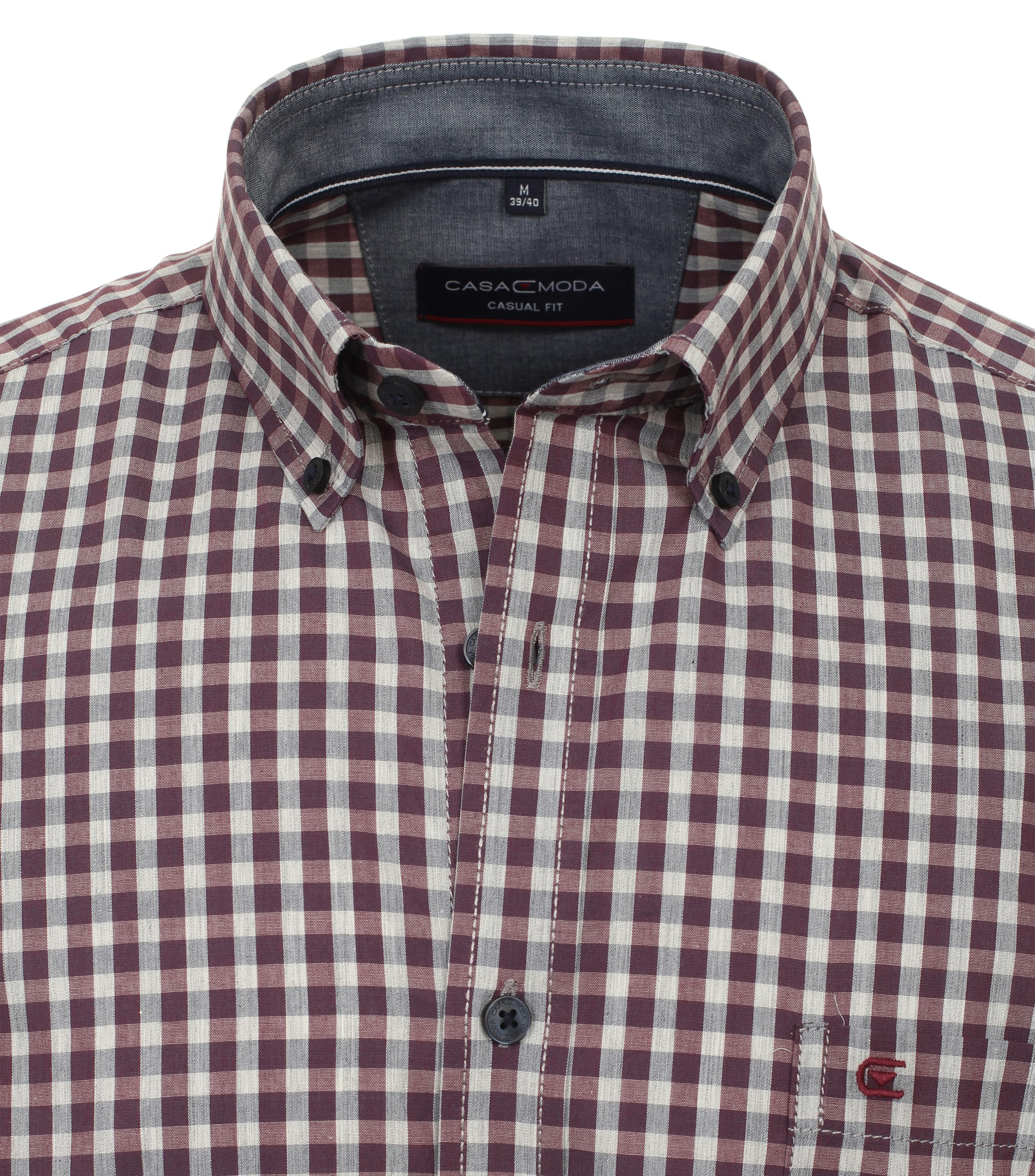 Ein Freizeithemd im kariert Muster in der Farbe Dunkelrot