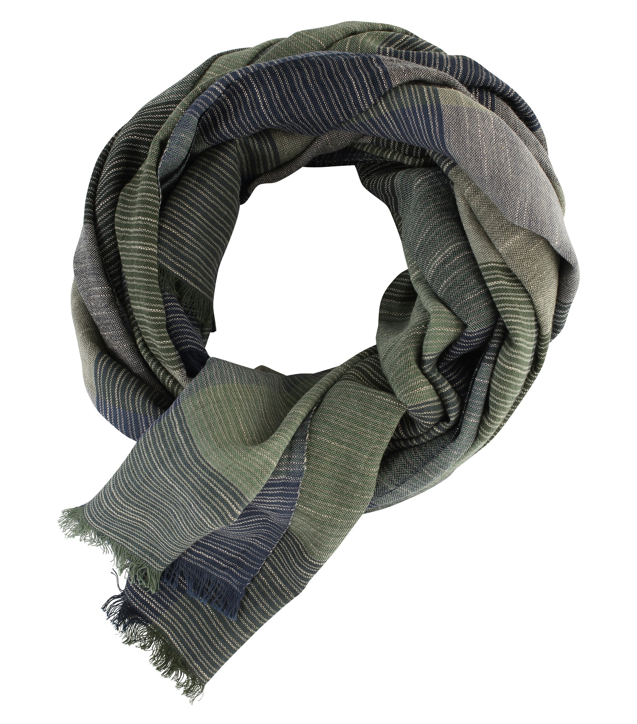 Ein Schal im uni Muster in der Farbe Dunkelgrün