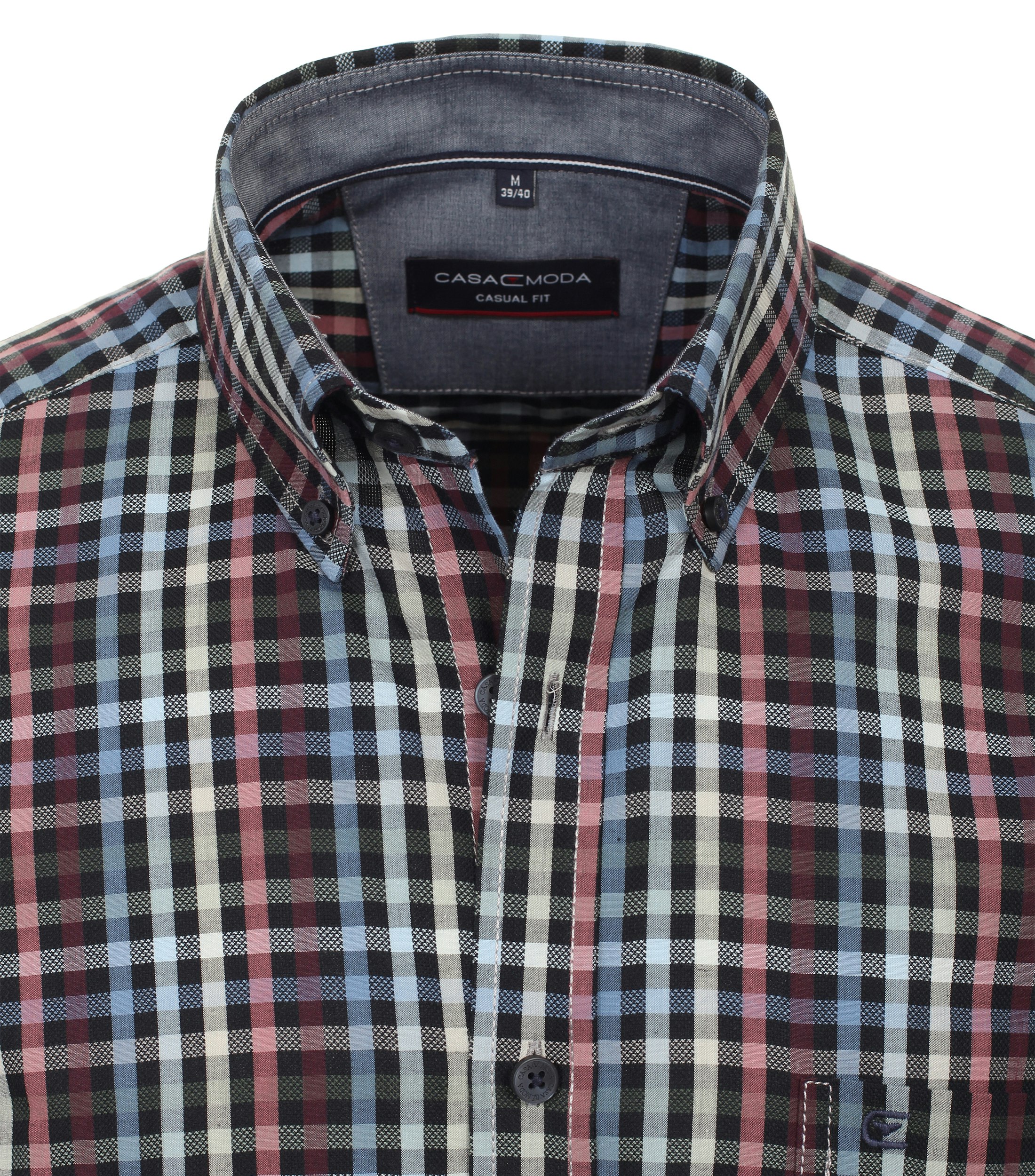 Ein Freizeithemd im kariert Muster in der Farbe Dunkelrot