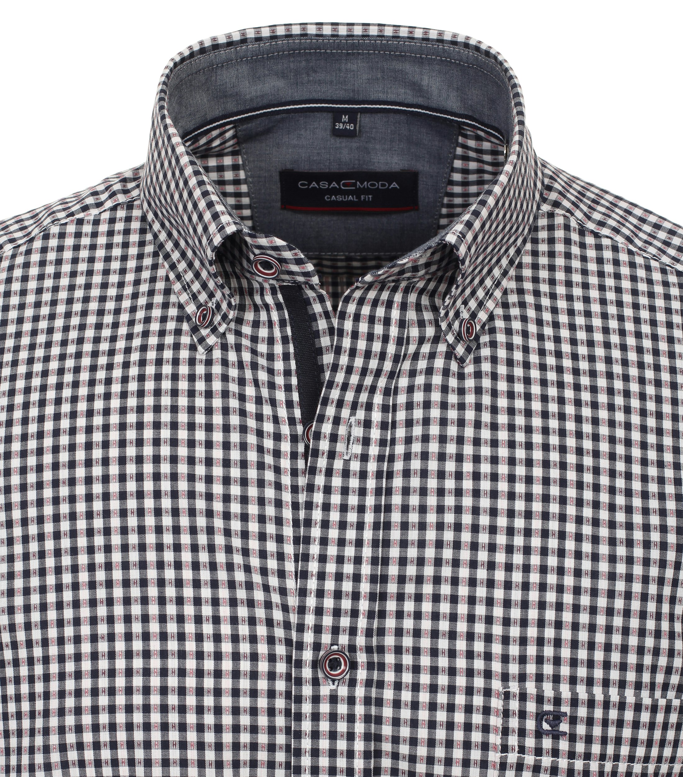 Ein Freizeithemd im kariert Muster in der Farbe Dunkelblau