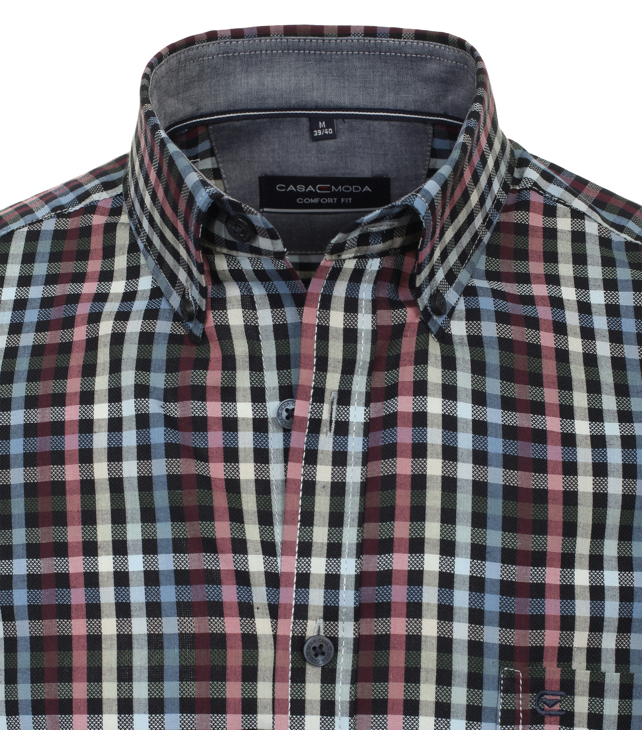 Ein Freizeithemd im kariert Muster in der Farbe Dunkelrot