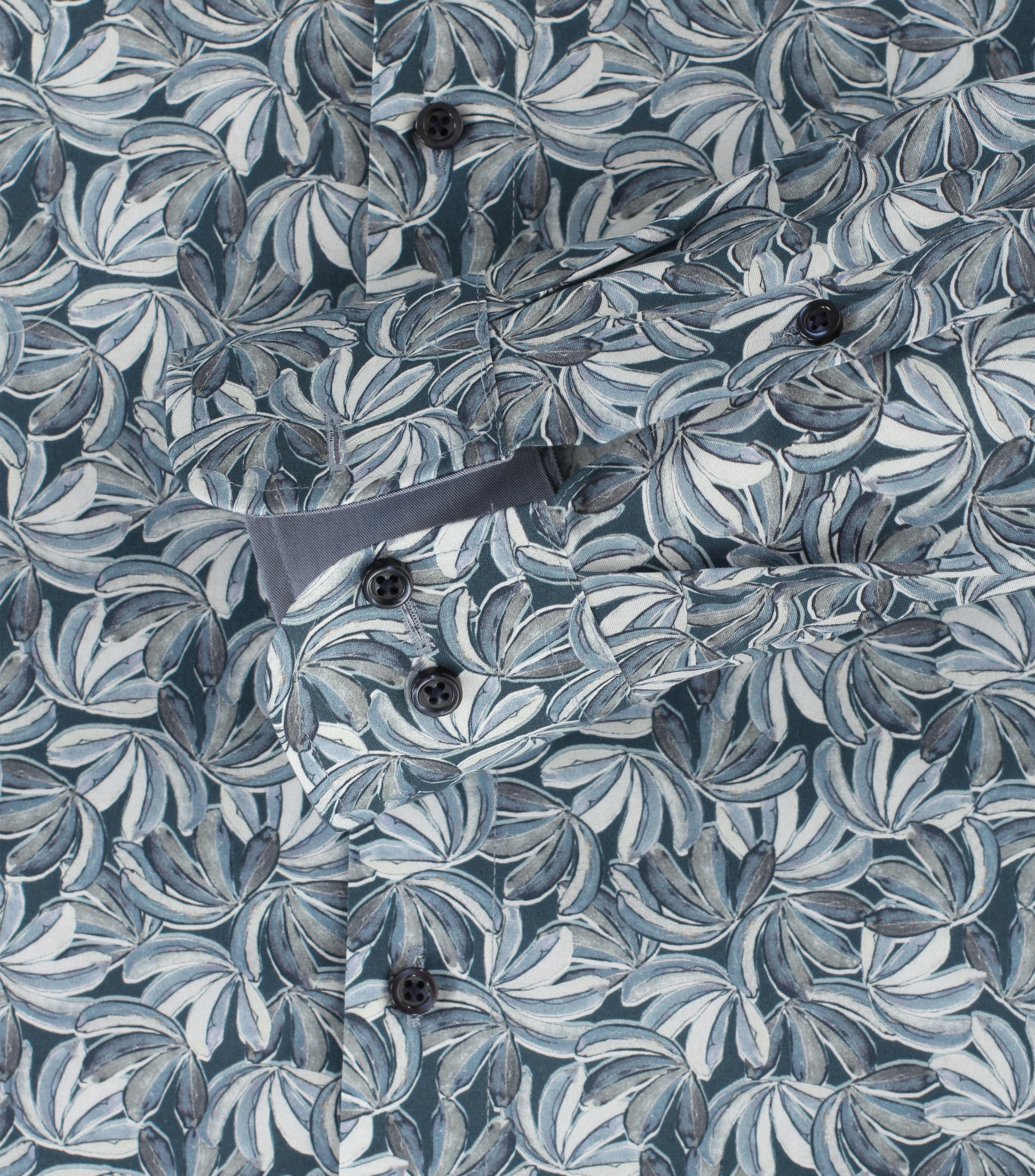 Ein Businesshemd im Print Muster in der Farbe Mittelblau