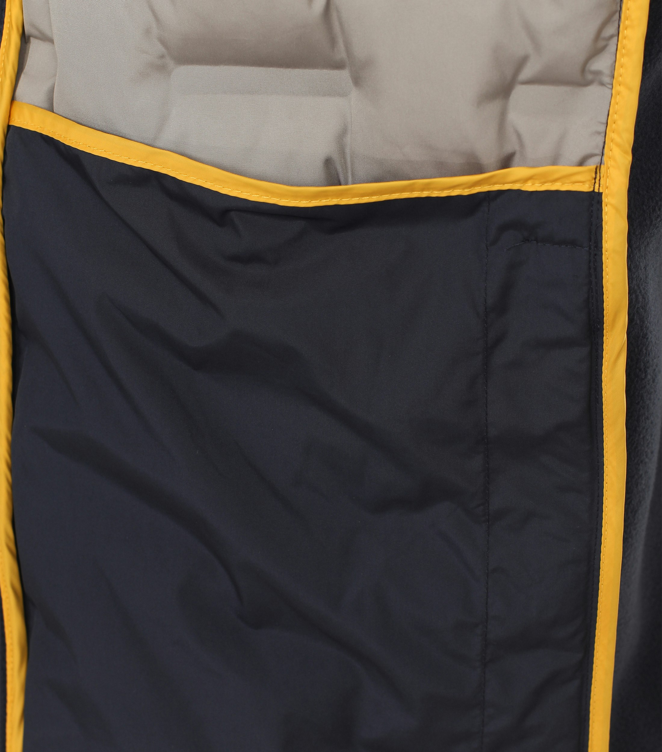 Ein Weste im uni Muster in der Farbe Dunkelblau