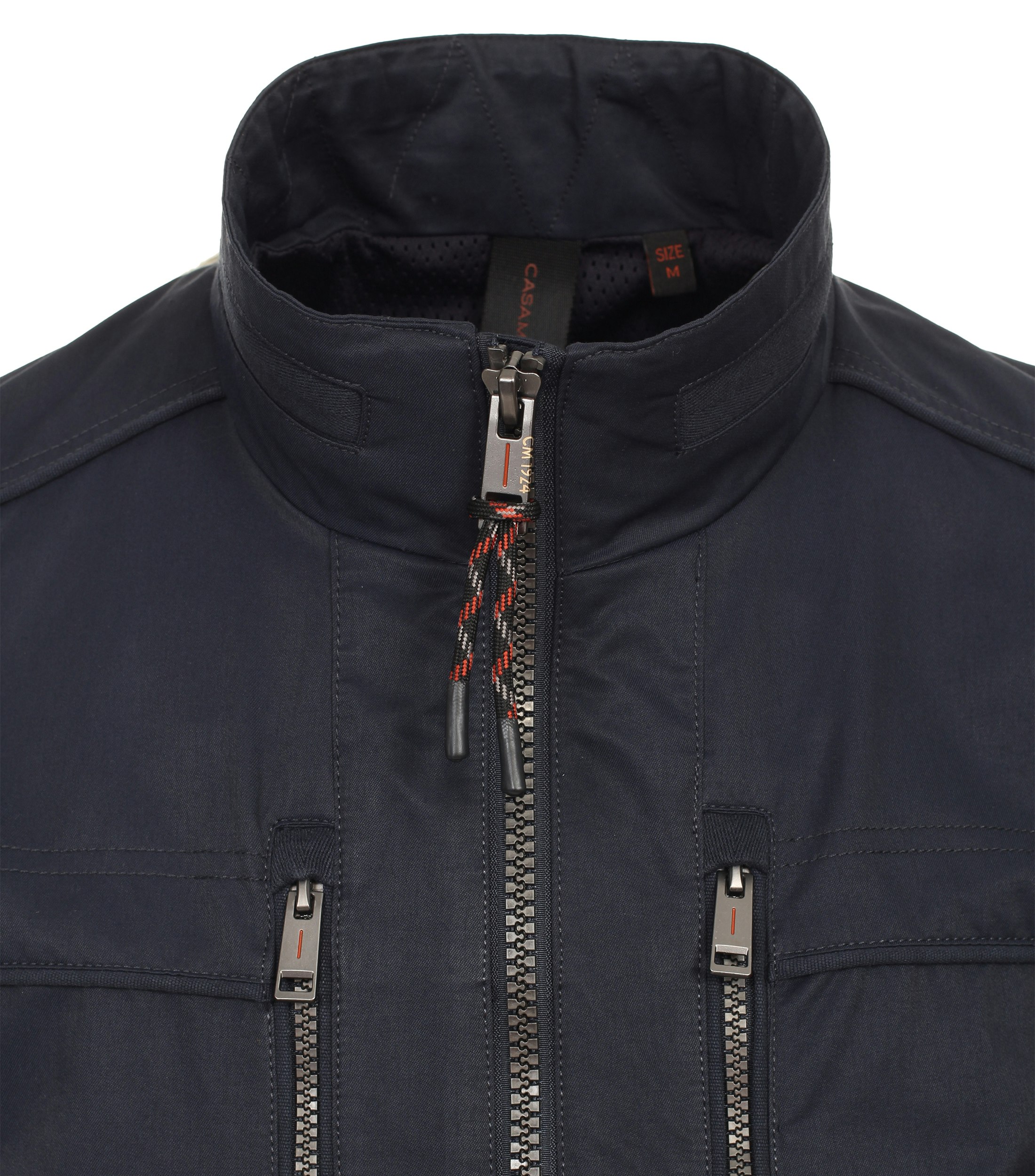 Ein Jacke im uni Muster in der Farbe Dunkelblau