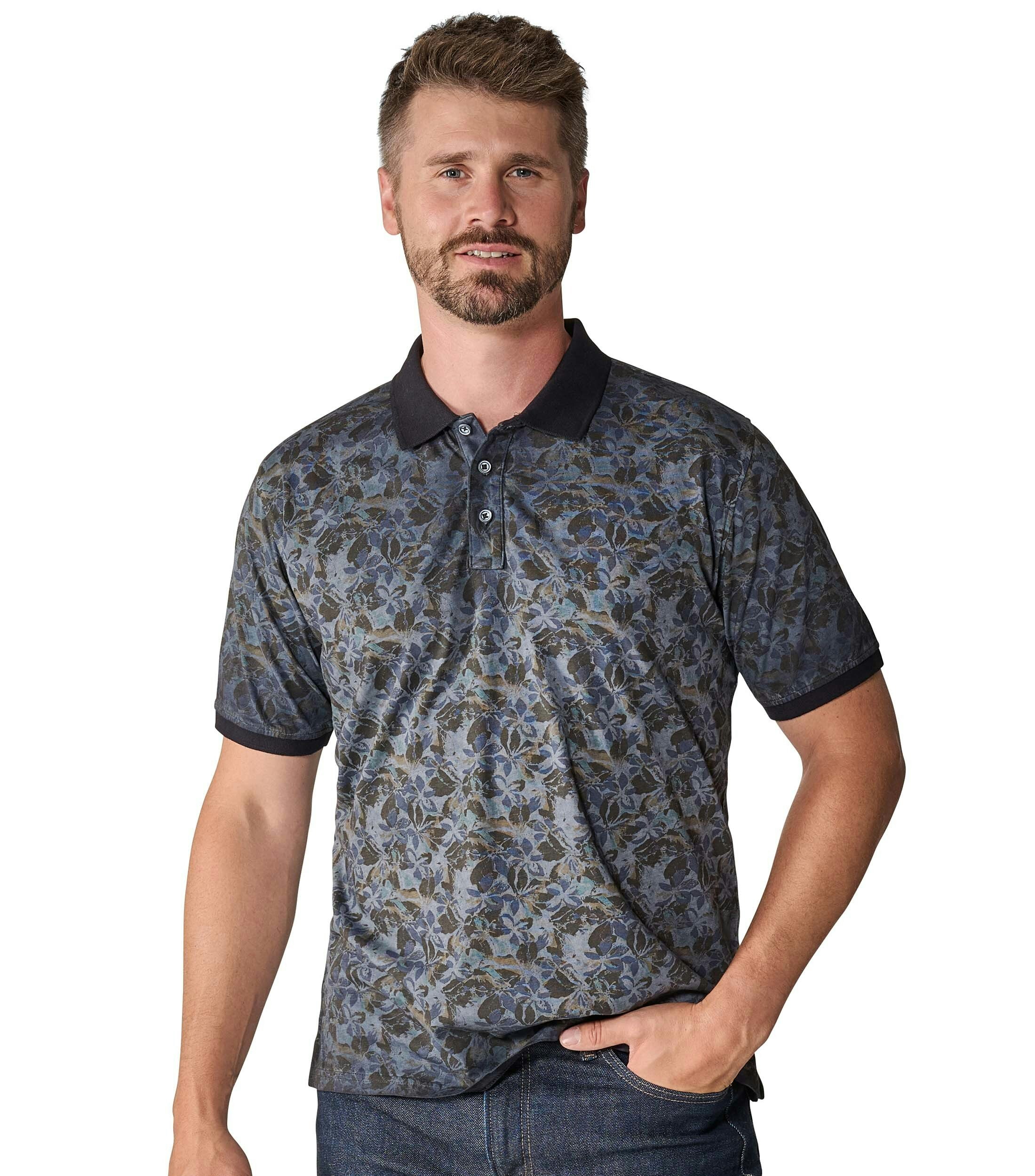 Ein Polo-Shirt im Print Muster in der Farbe Mittelblau