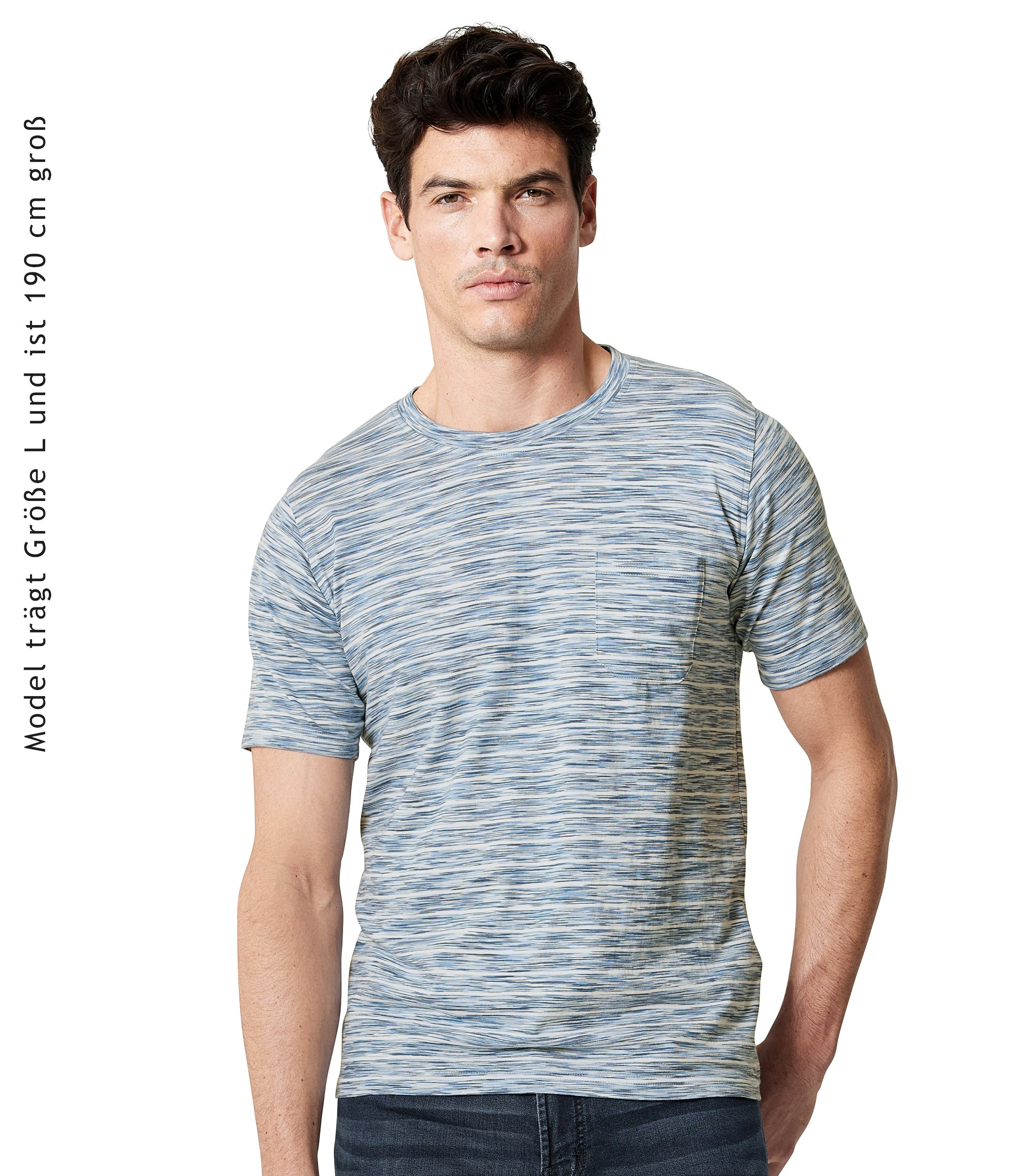 Ein T-Shirt im gestreift Muster in der Farbe Mittelblau