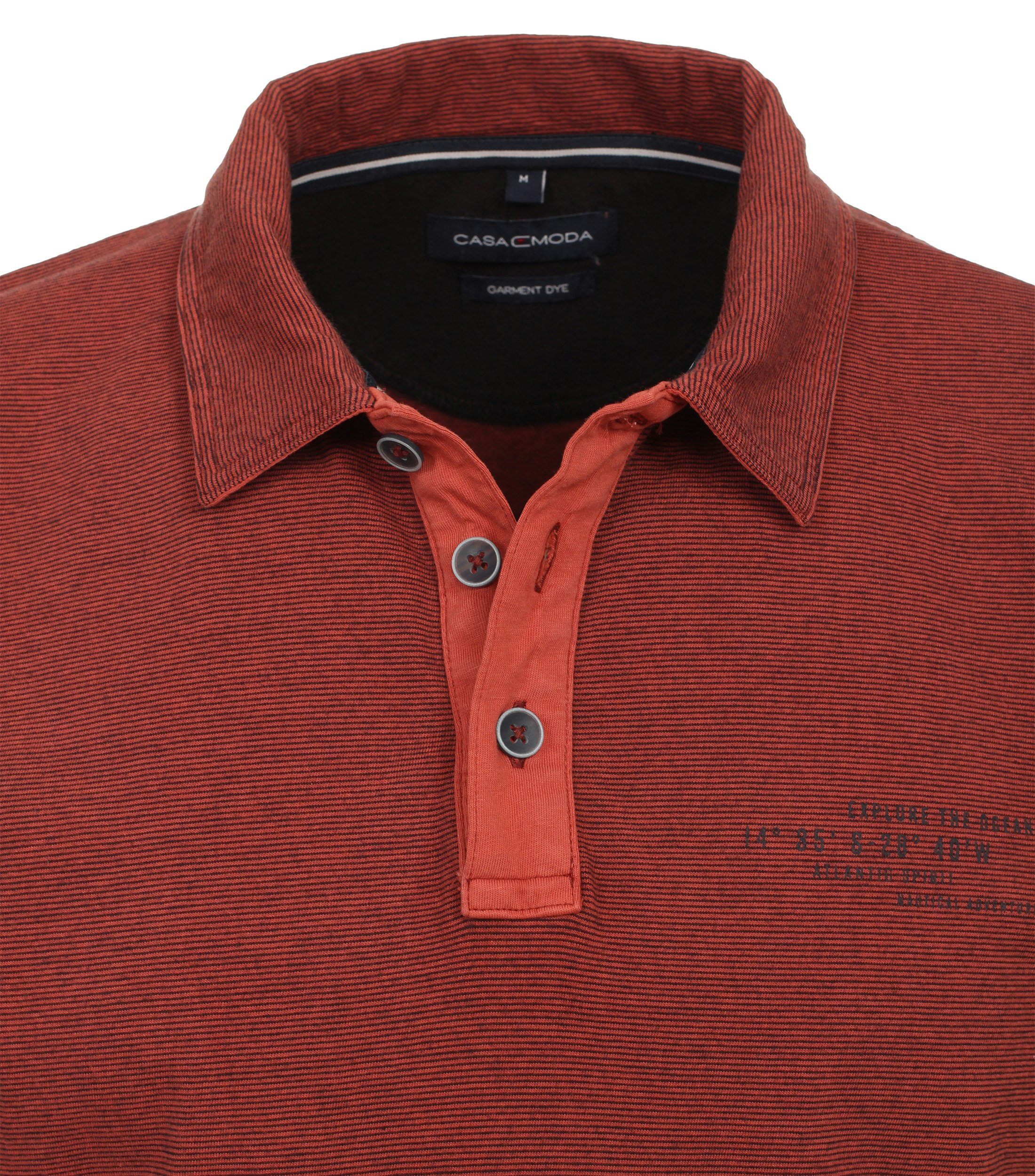 Ein Polo-Shirt im gestreift Muster in der Farbe Dunkelorange