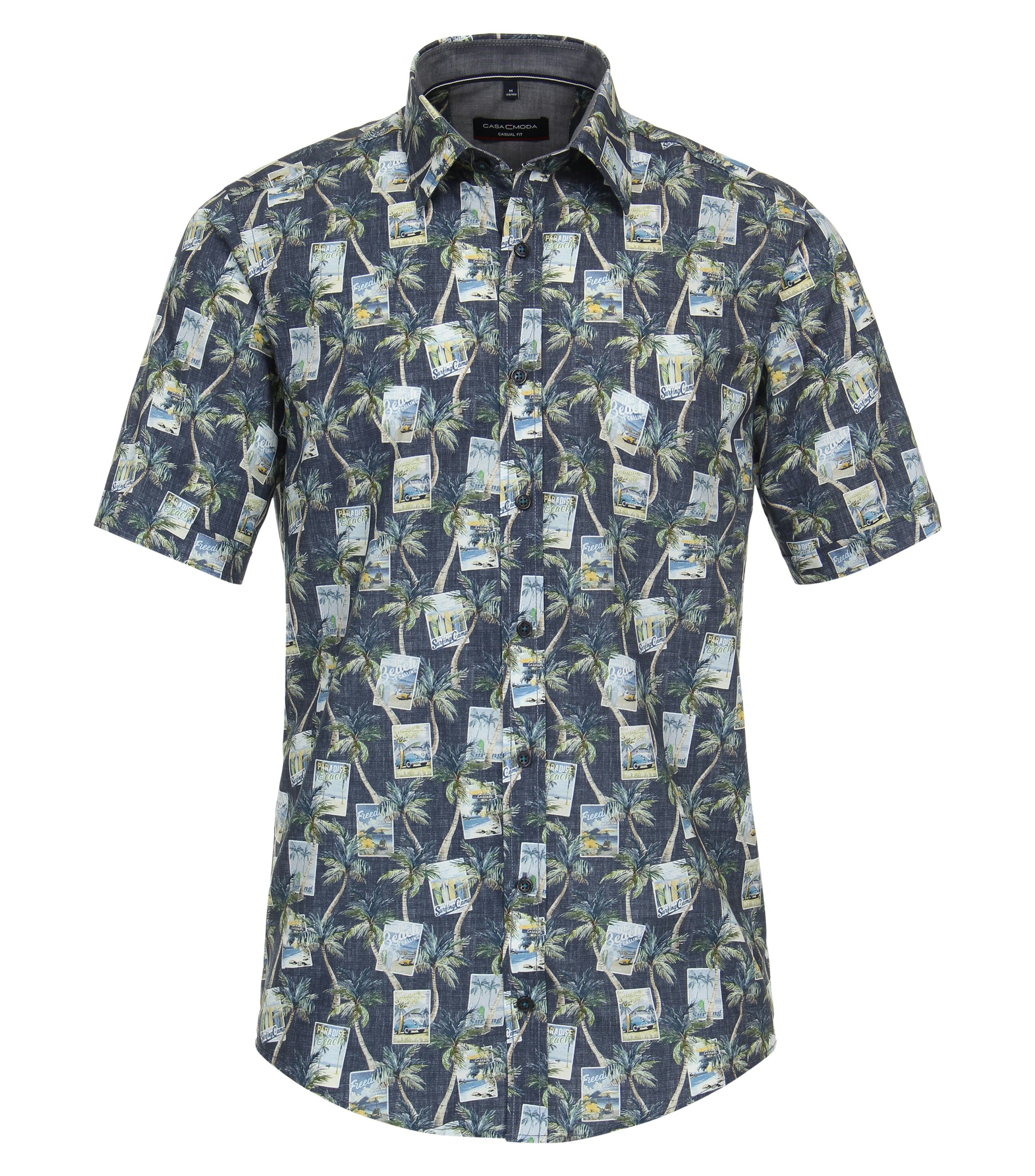 Ein Freizeithemd im Print Muster in der Farbe Dunkelblau