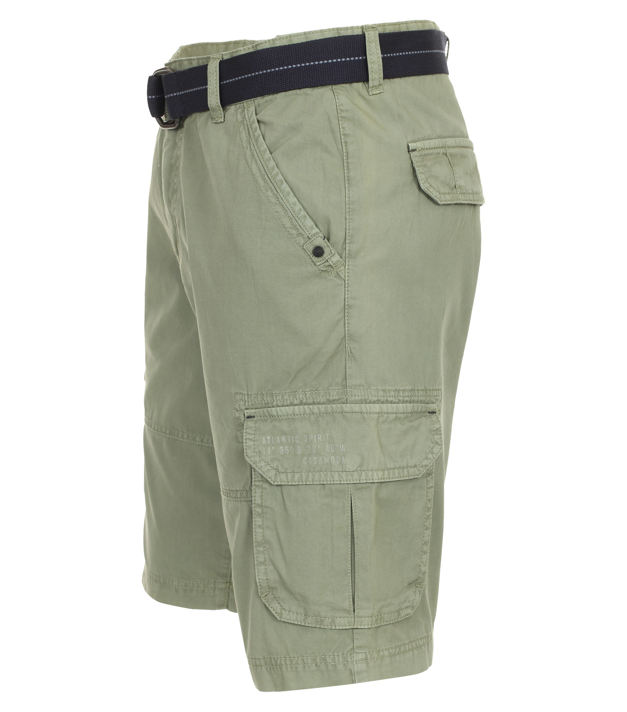 Ein Shorts im uni Muster in der Farbe Grün