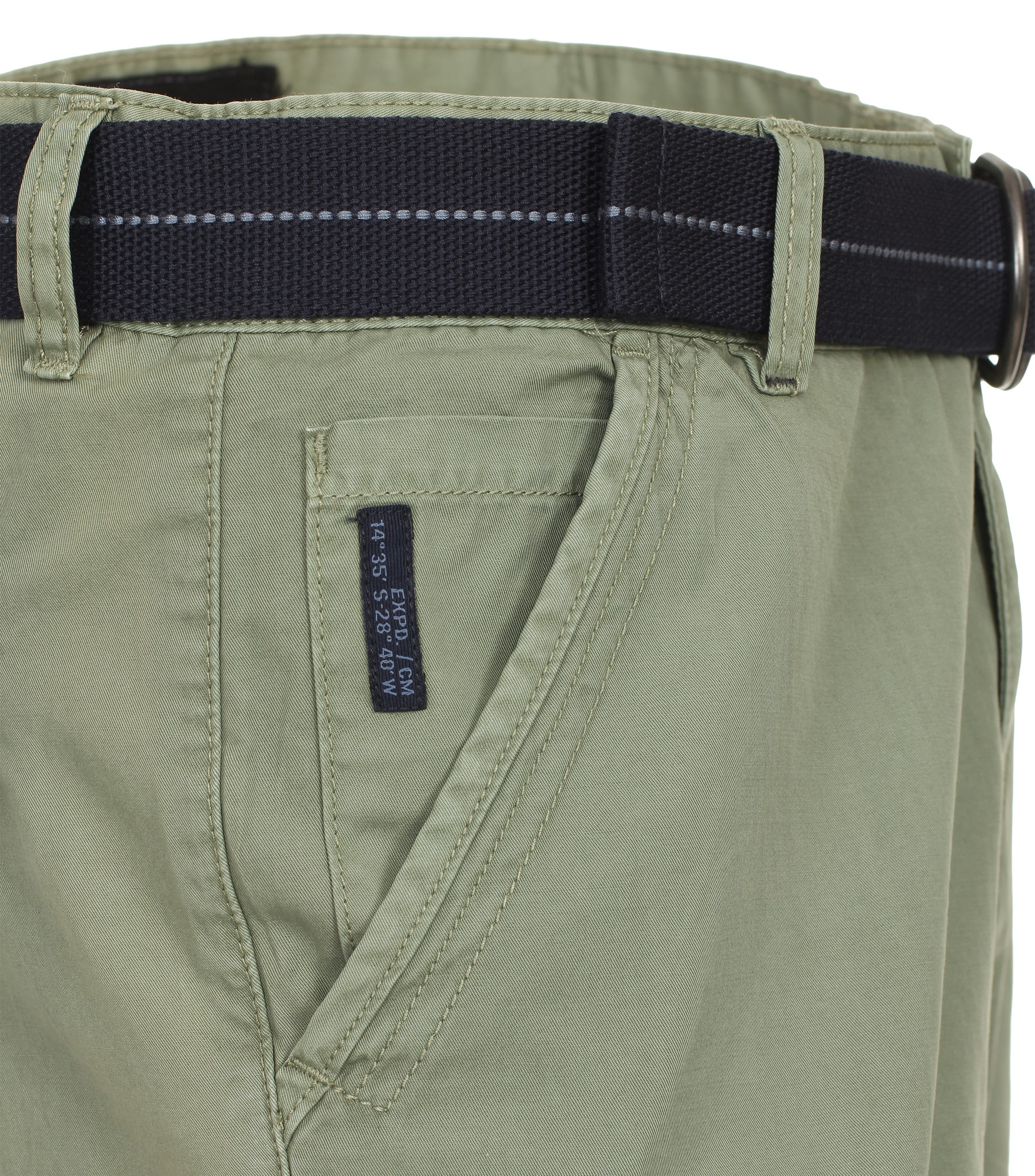 Ein Shorts im uni Muster in der Farbe Grün