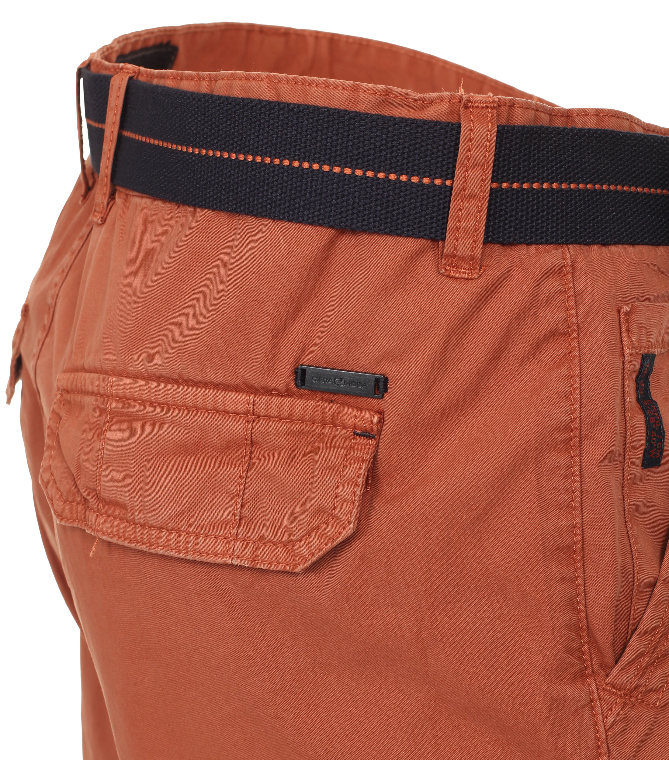 Shorts im unifarbenen Design in der Farbe Orange