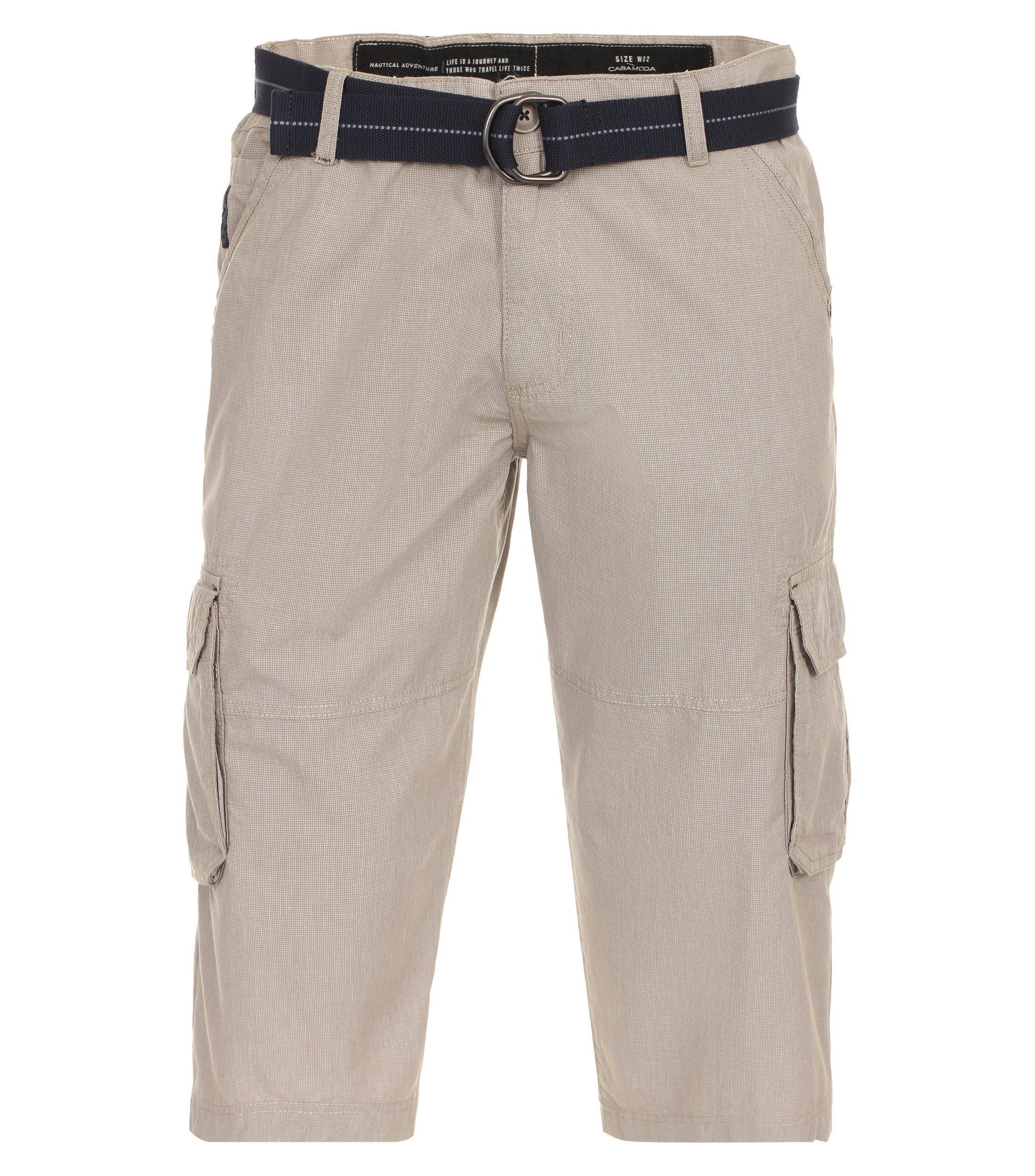 Eine Shorts im uni Muster in der Farbe Hellbraun