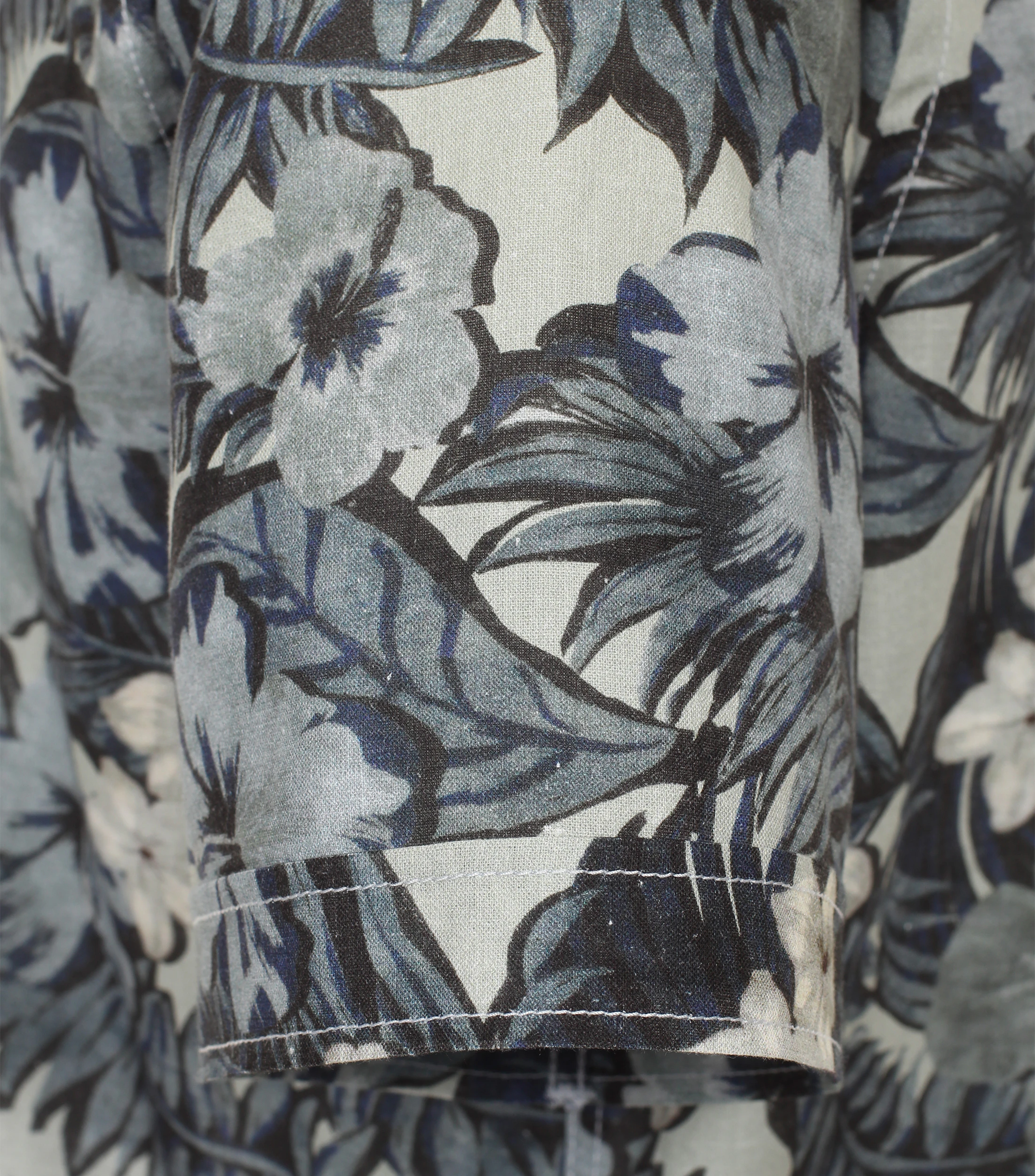Freizeithemd im Print-Muster in der Farbe Dunkelblau