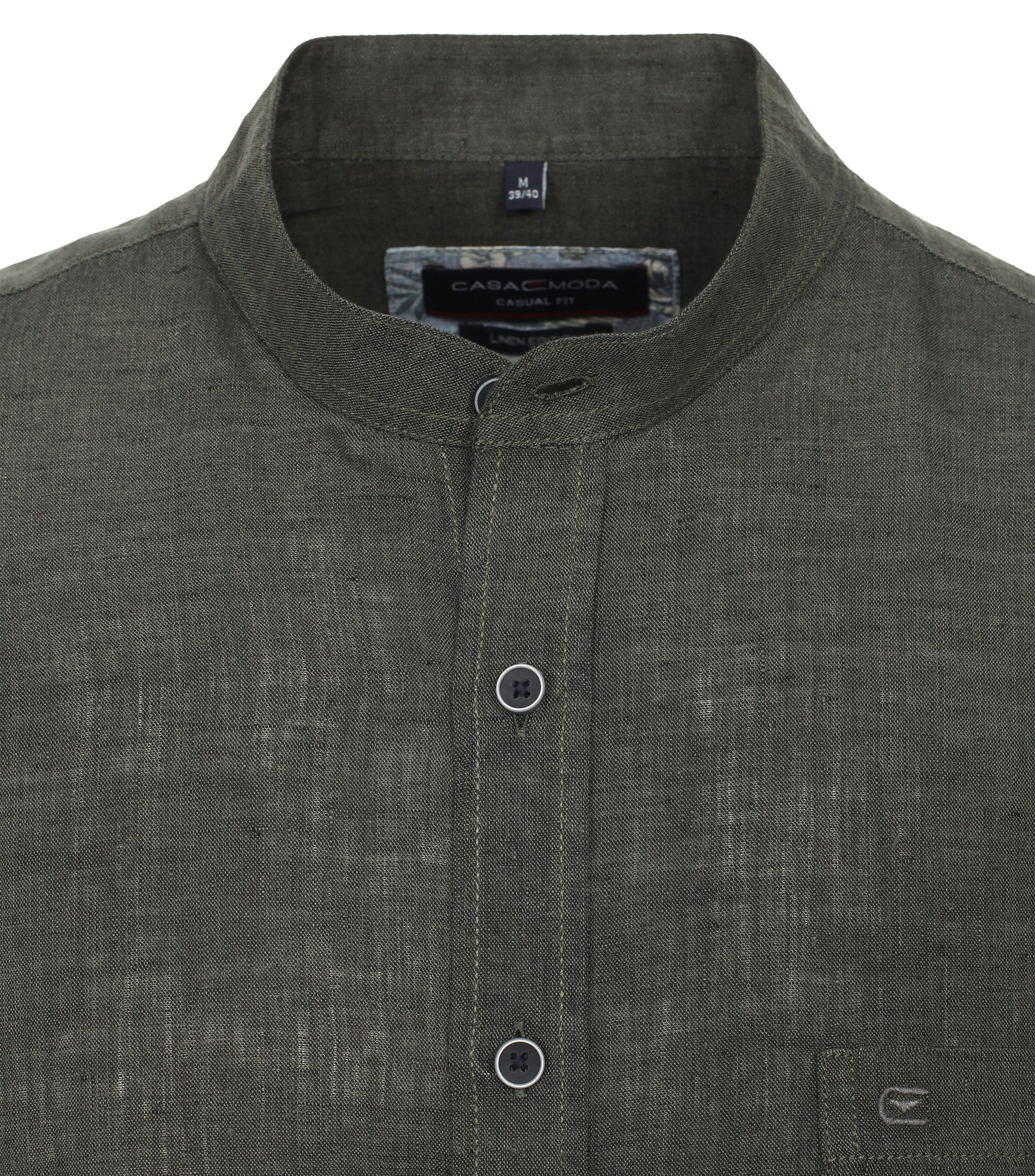 Ein Freizeithemd im uni Muster in der Farbe Dunkelgrün