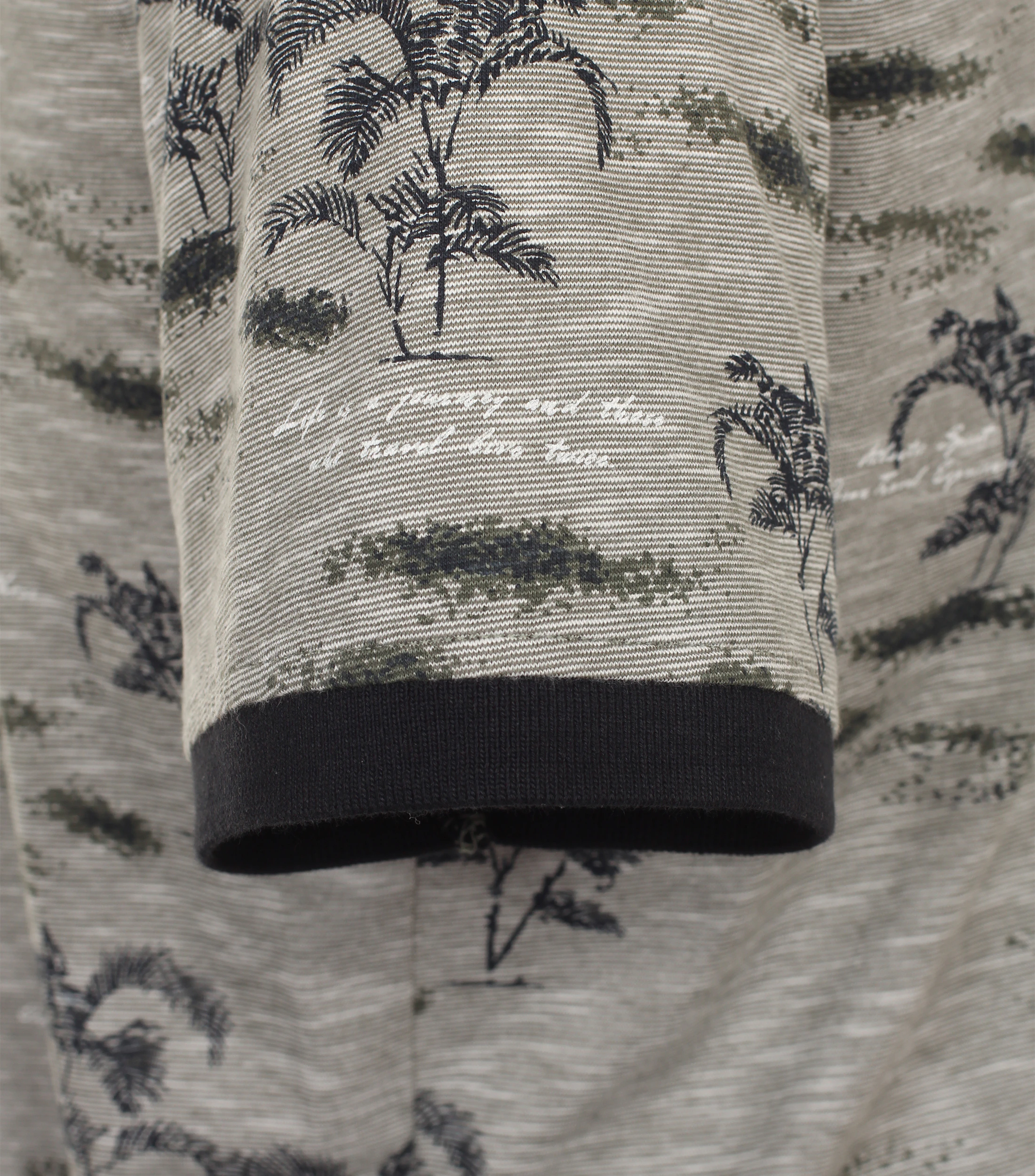 Polo-Shirt im gemusterten Design in der Farbe Hellgrün