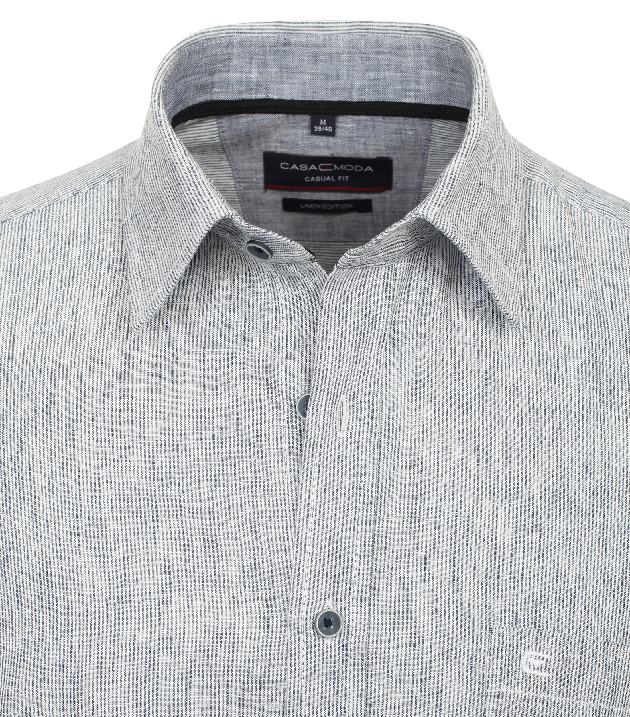 Ein Freizeithemd im gestreift Muster in der Farbe graues Mittelblau