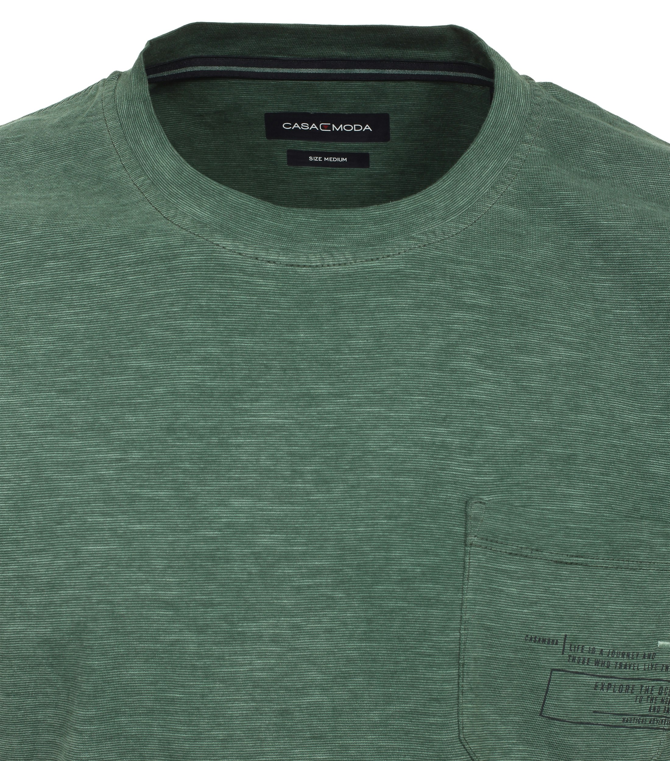 Ein T-Shirt im uni Muster in der Farbe Grün