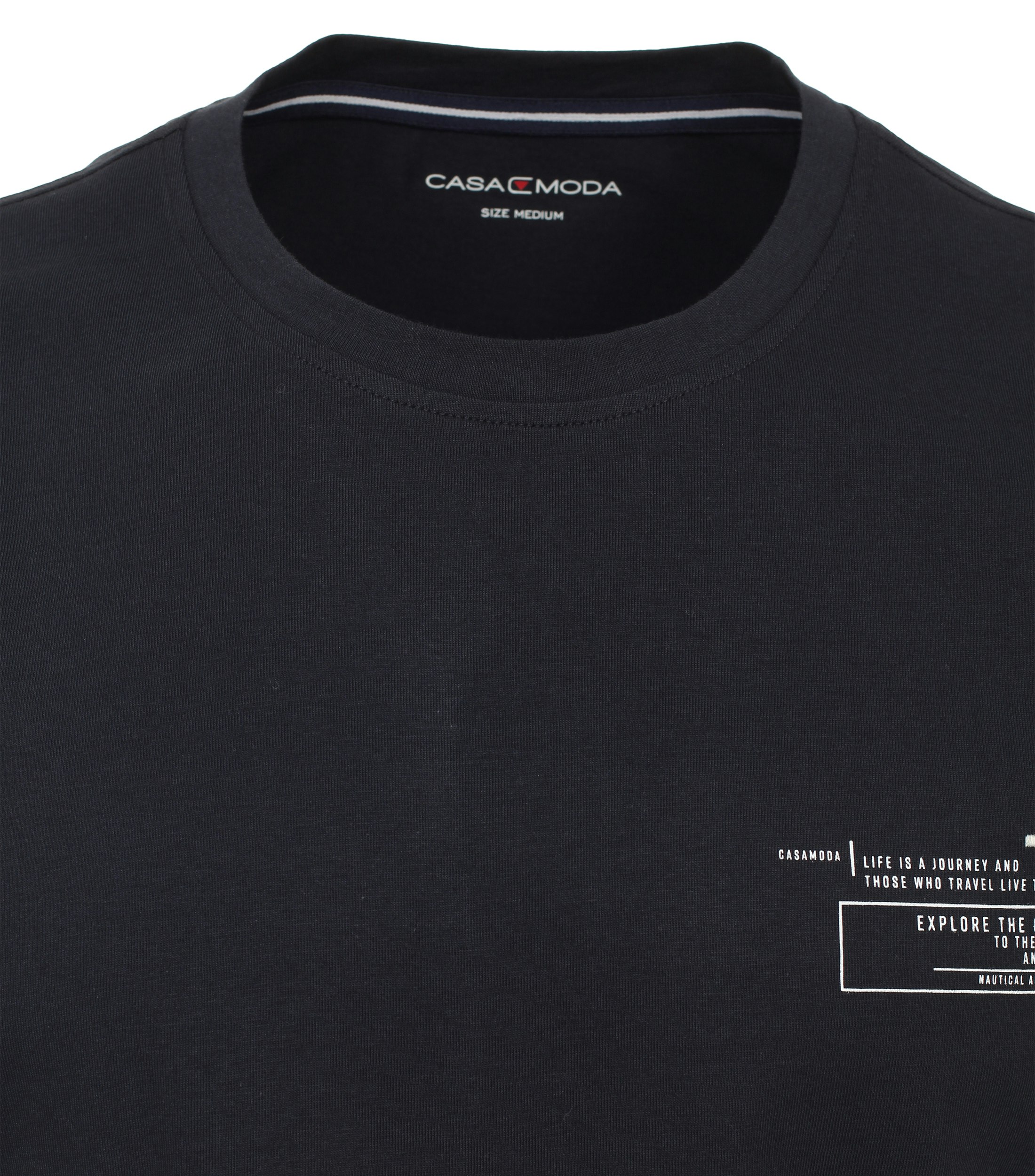 Ein T-Shirt im uni Muster in der Farbe Dunkelblau