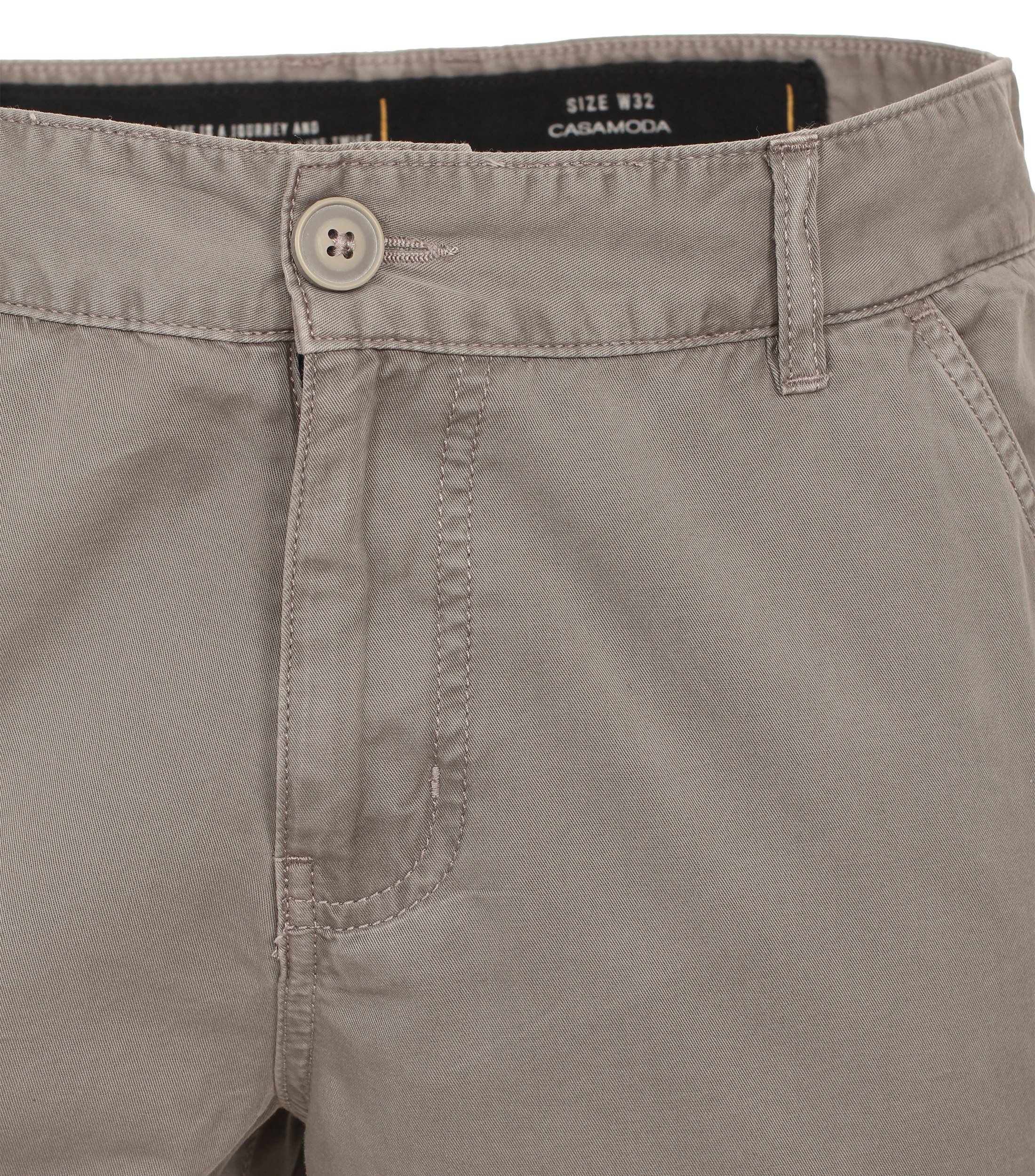 Ein Shorts im uni Muster in der Farbe Hellgrau