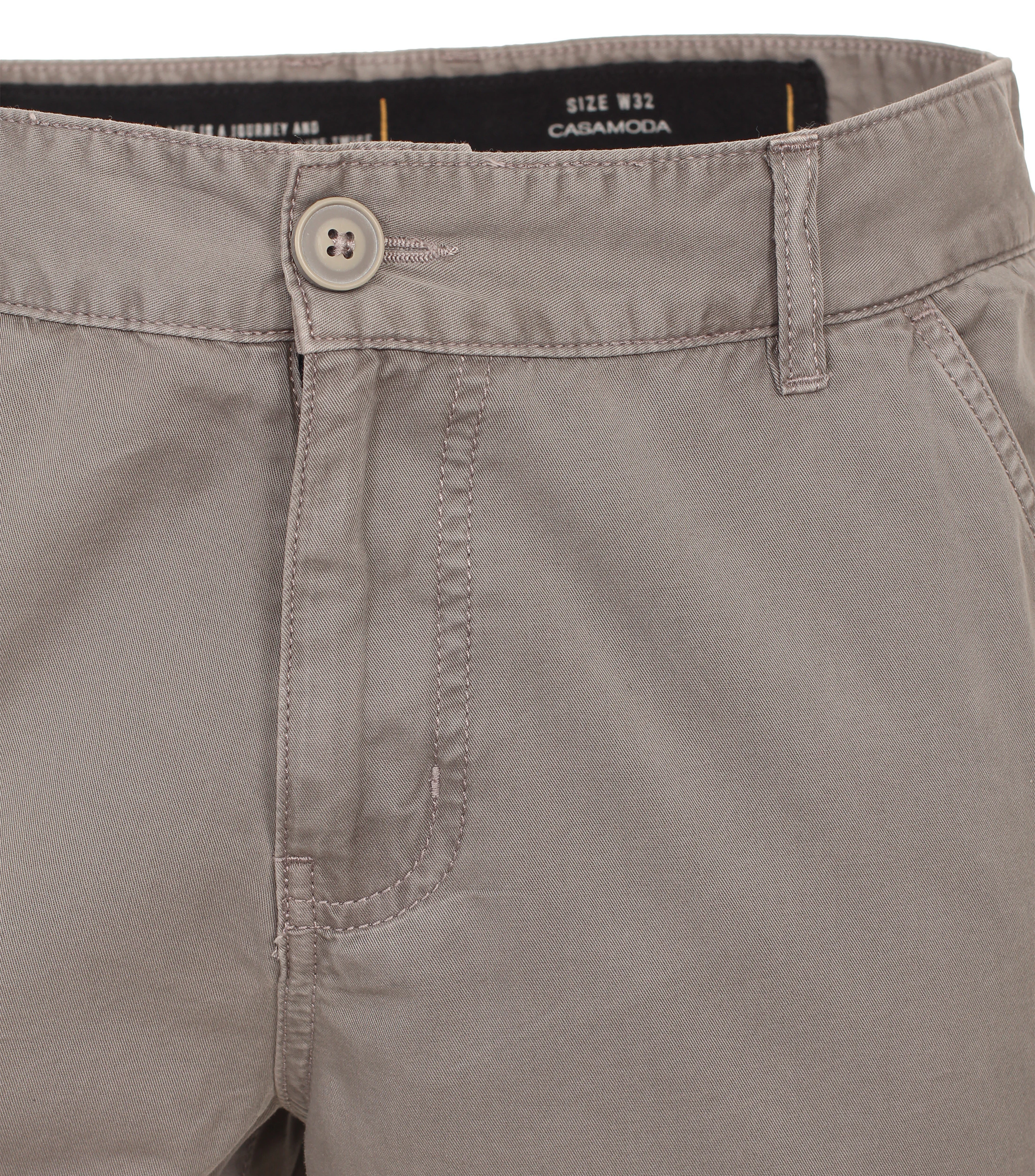 Shorts im unifarbenen Design in der Farbe Hellgrau