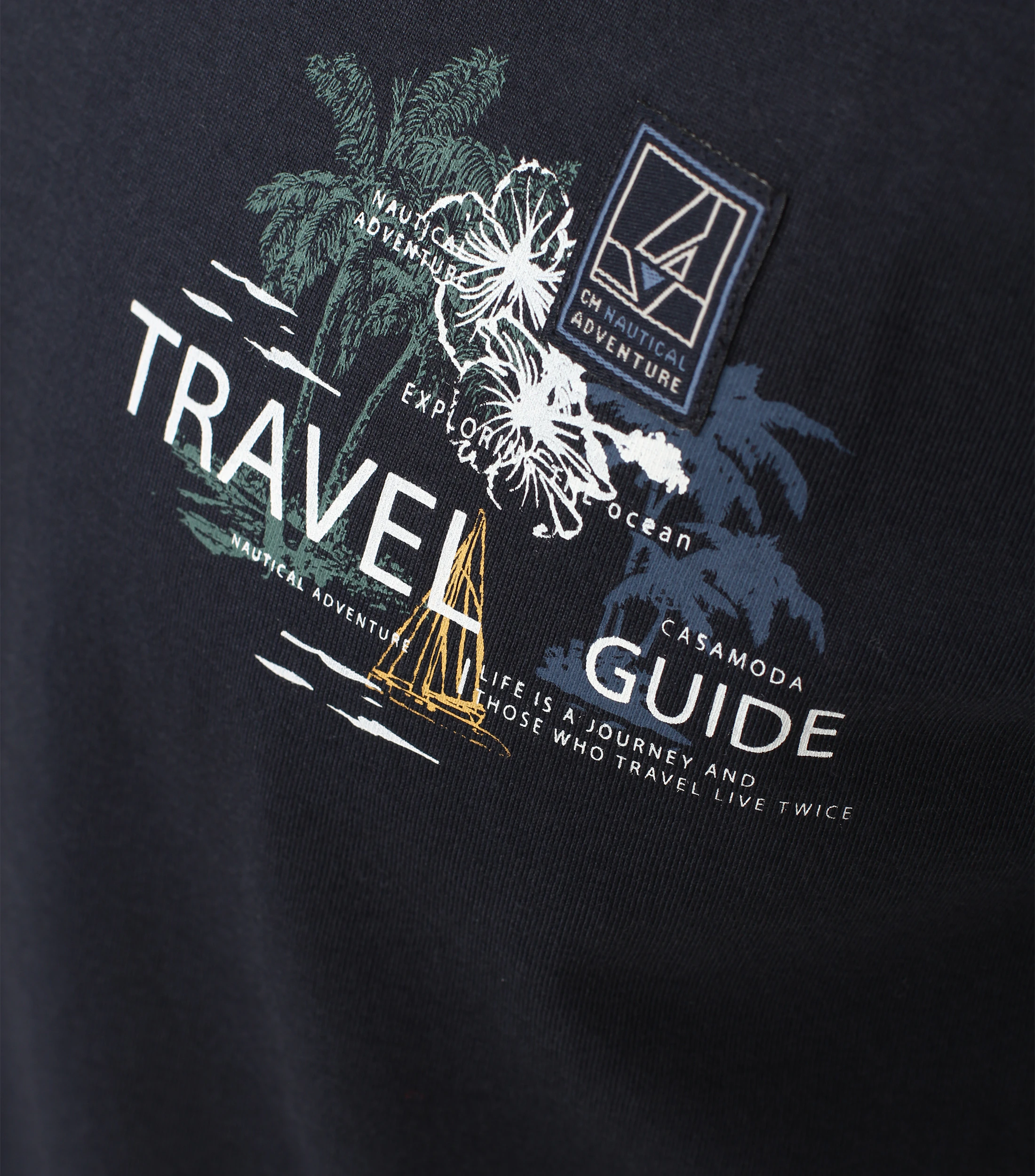 T-Shirt im unifarbenen Design in der Farbe Dunkelblau