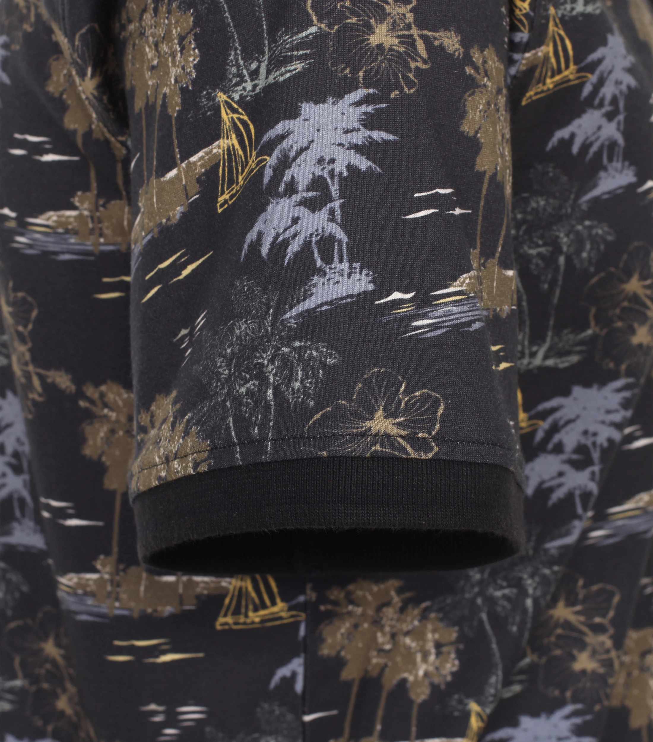 Polo-Shirt im gemusterten Design in der Farbe Dunkelblau