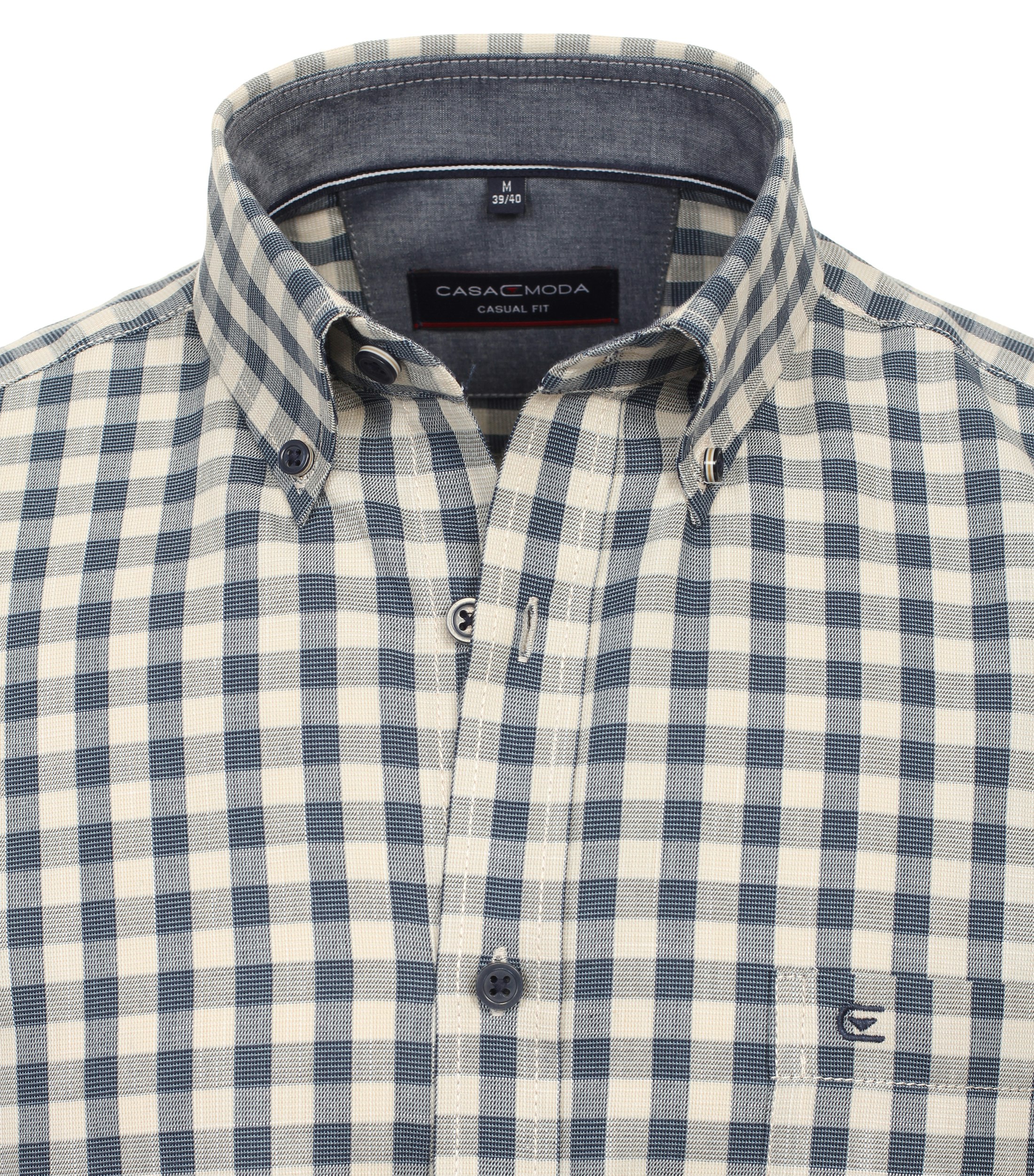 Ein Freizeithemd im kariert Muster in der Farbe Beige