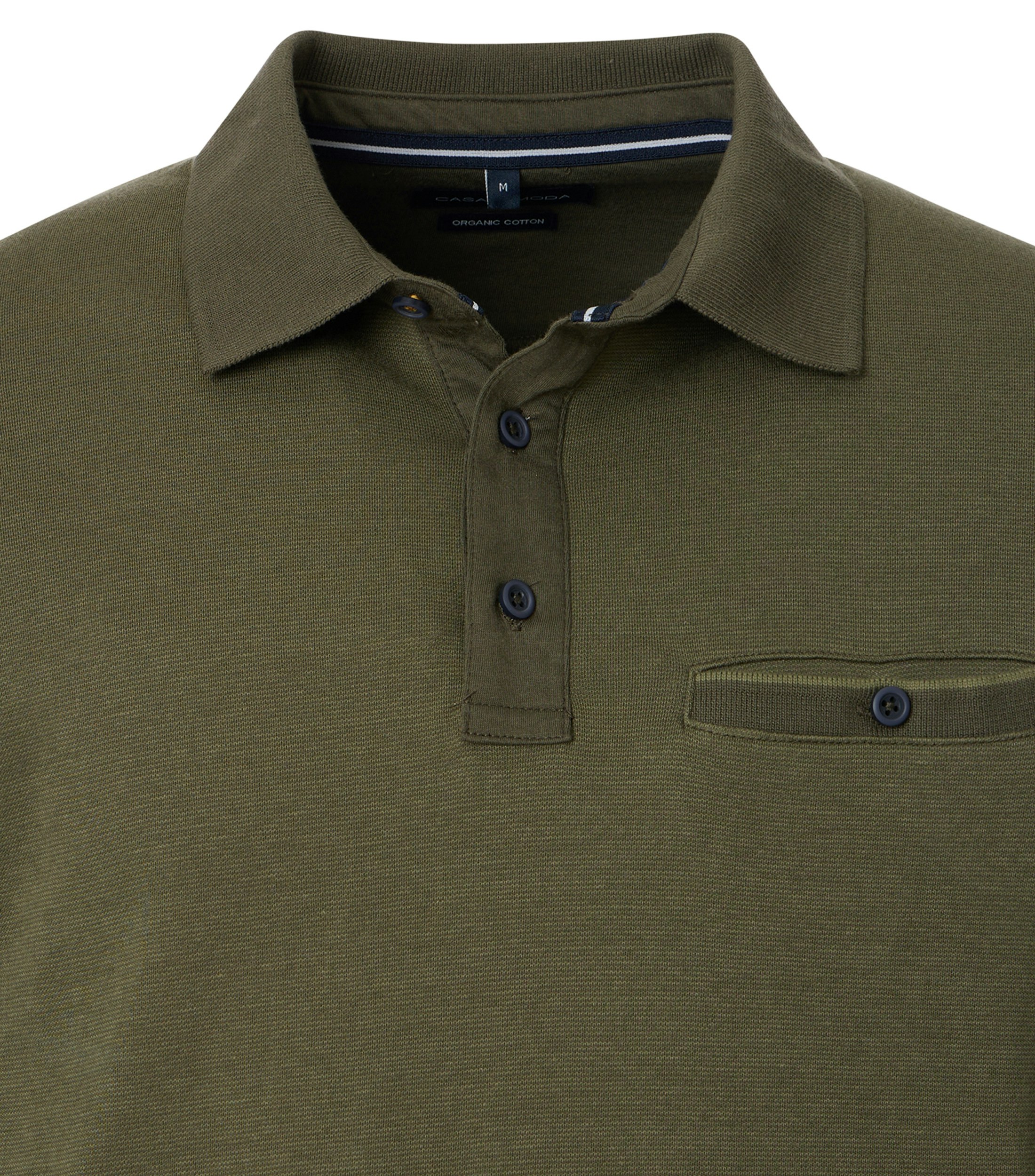 Ein Polo-Shirt im gestreift Muster in der Farbe Olive